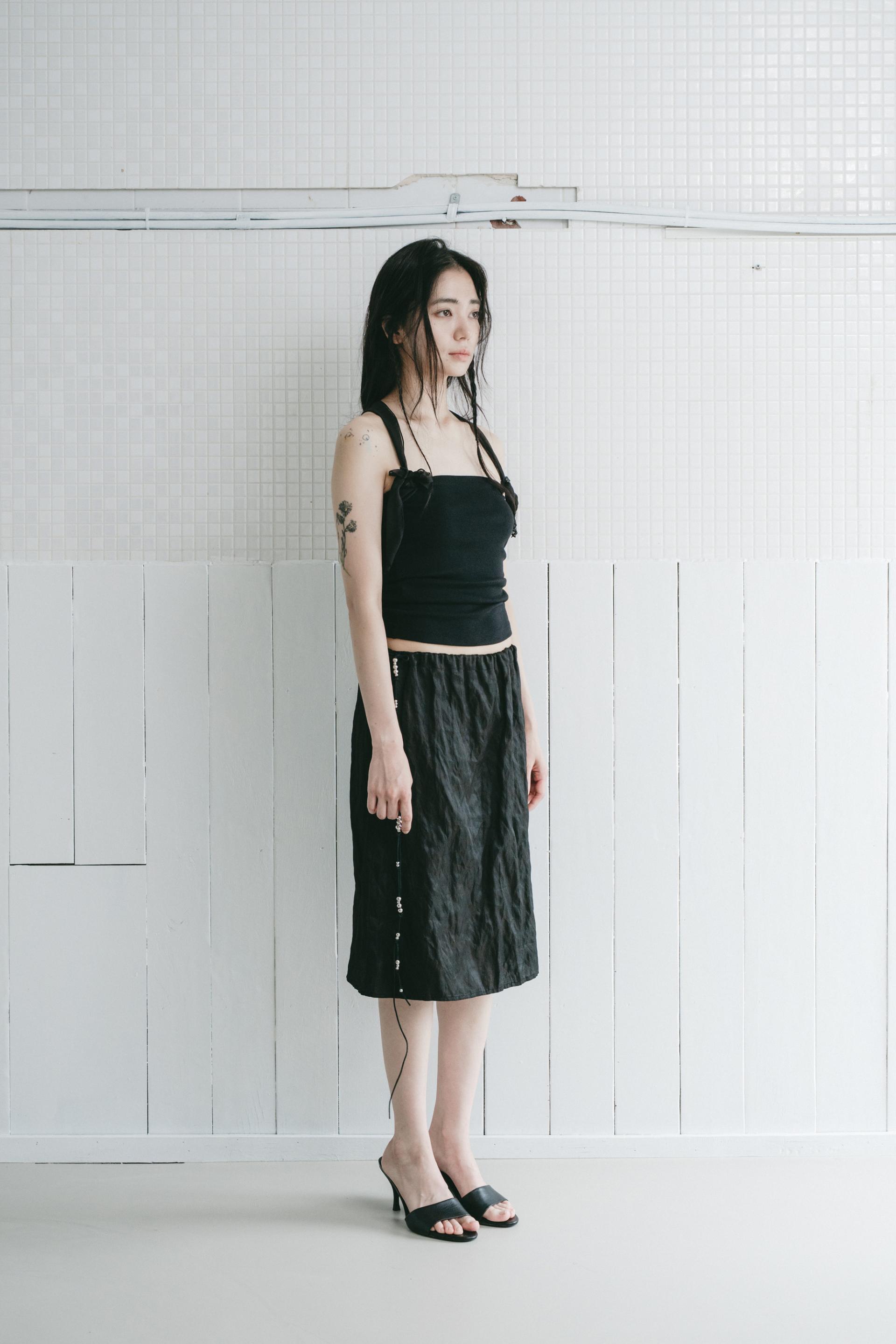 Silky Strap Top - black