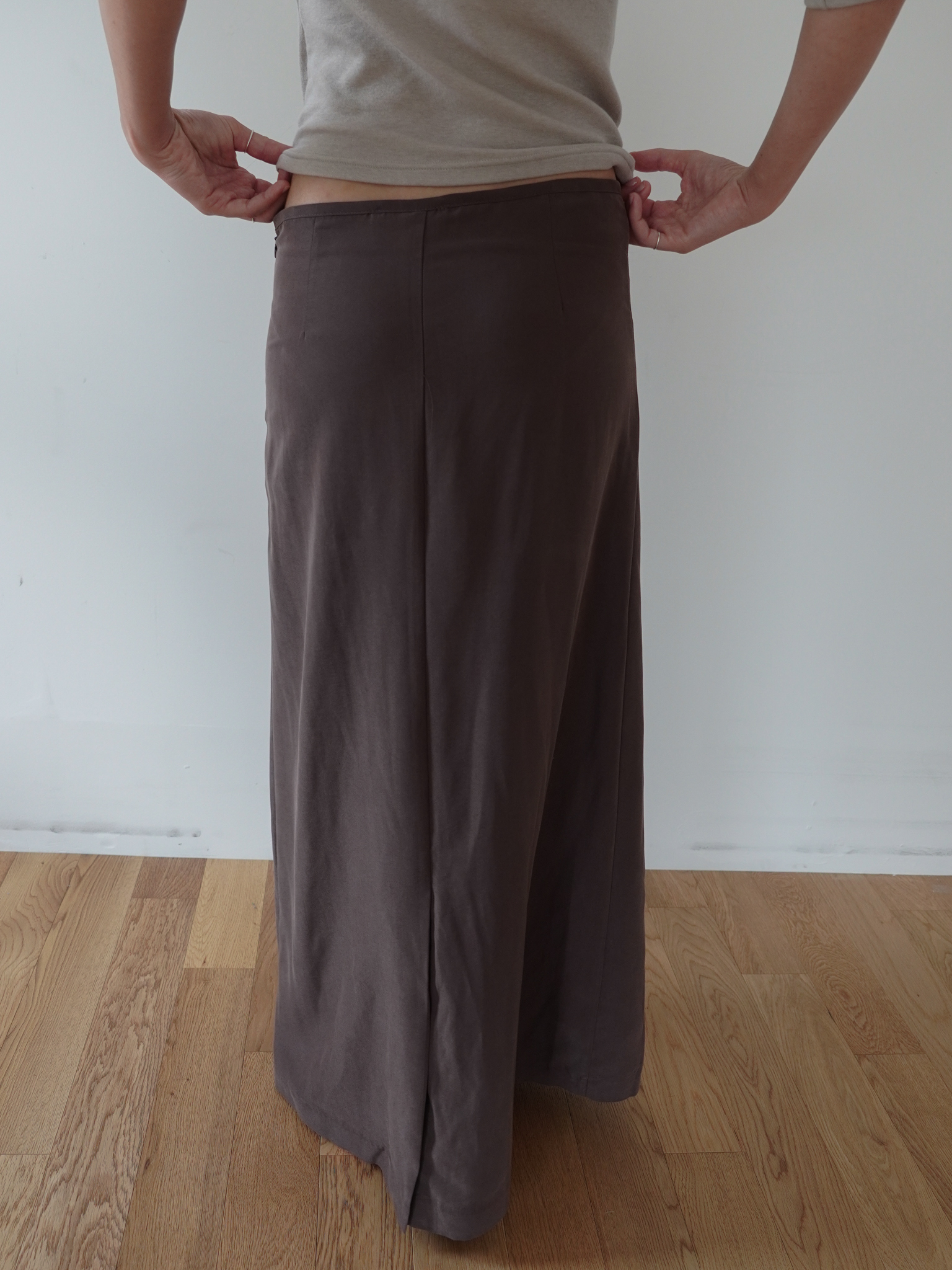Basic Long Skirt - brown