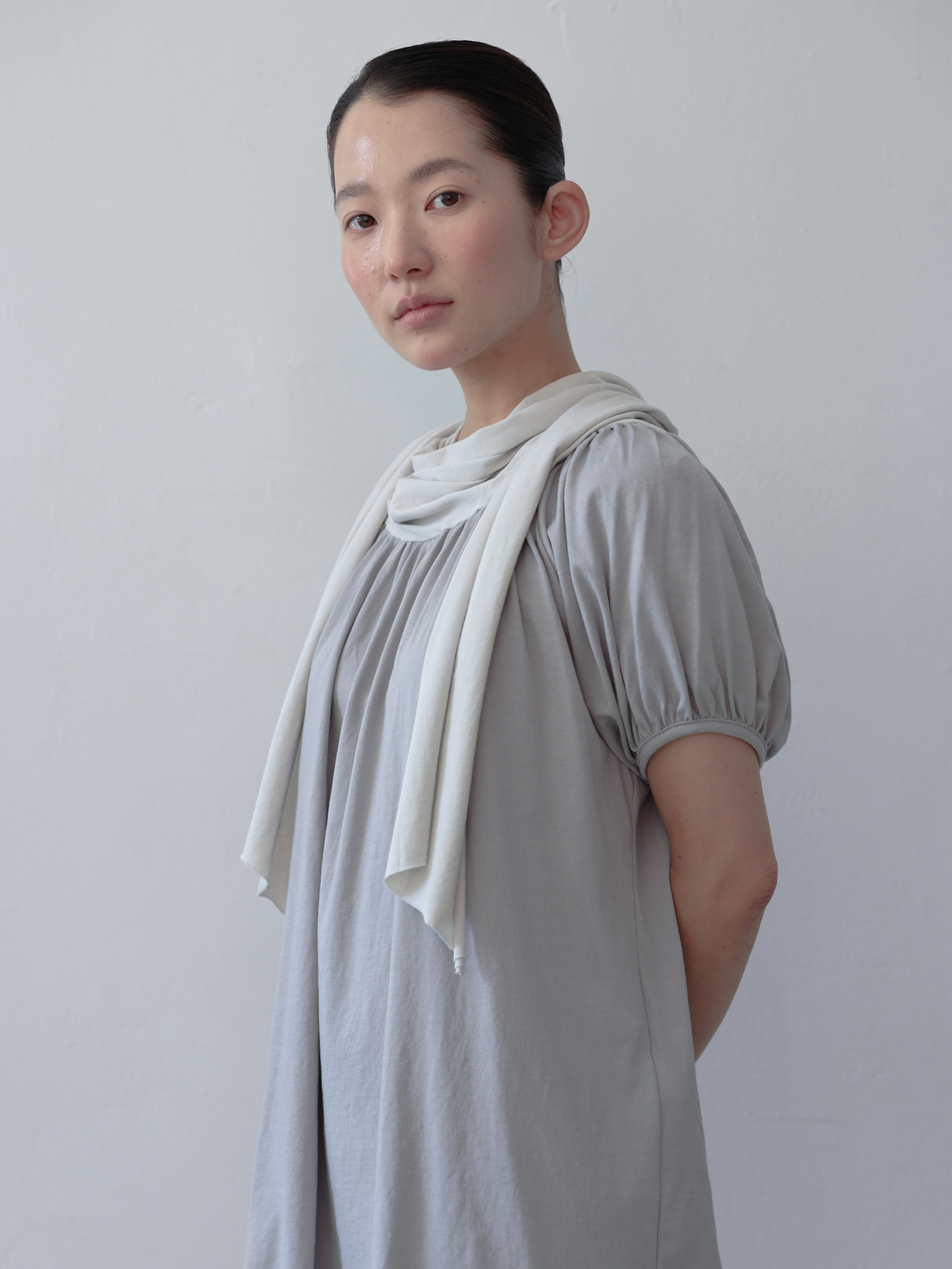 Back Ribbon Top - light grey