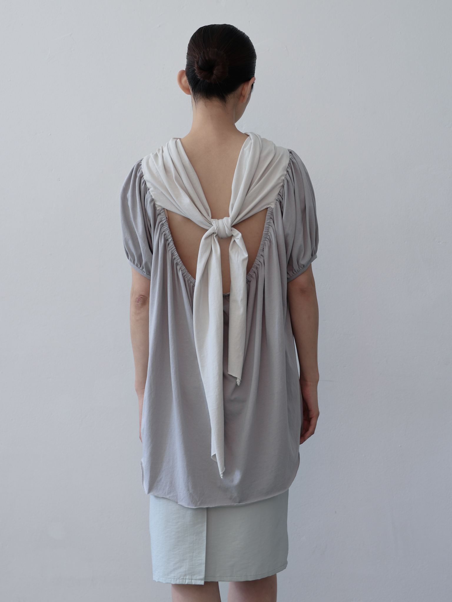 Back Ribbon Top - light grey