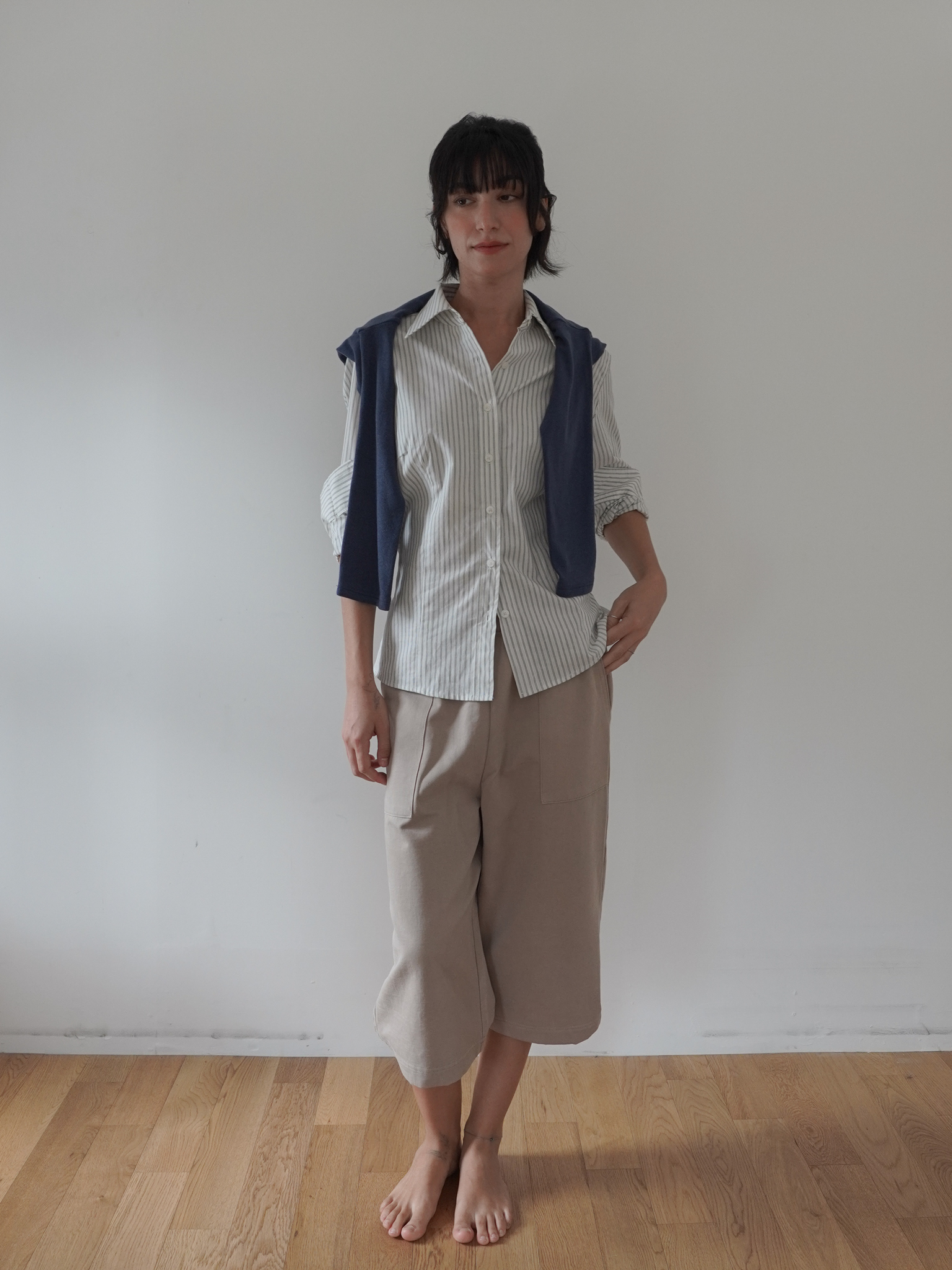 Back Button Cotton Half Pants - natural brown