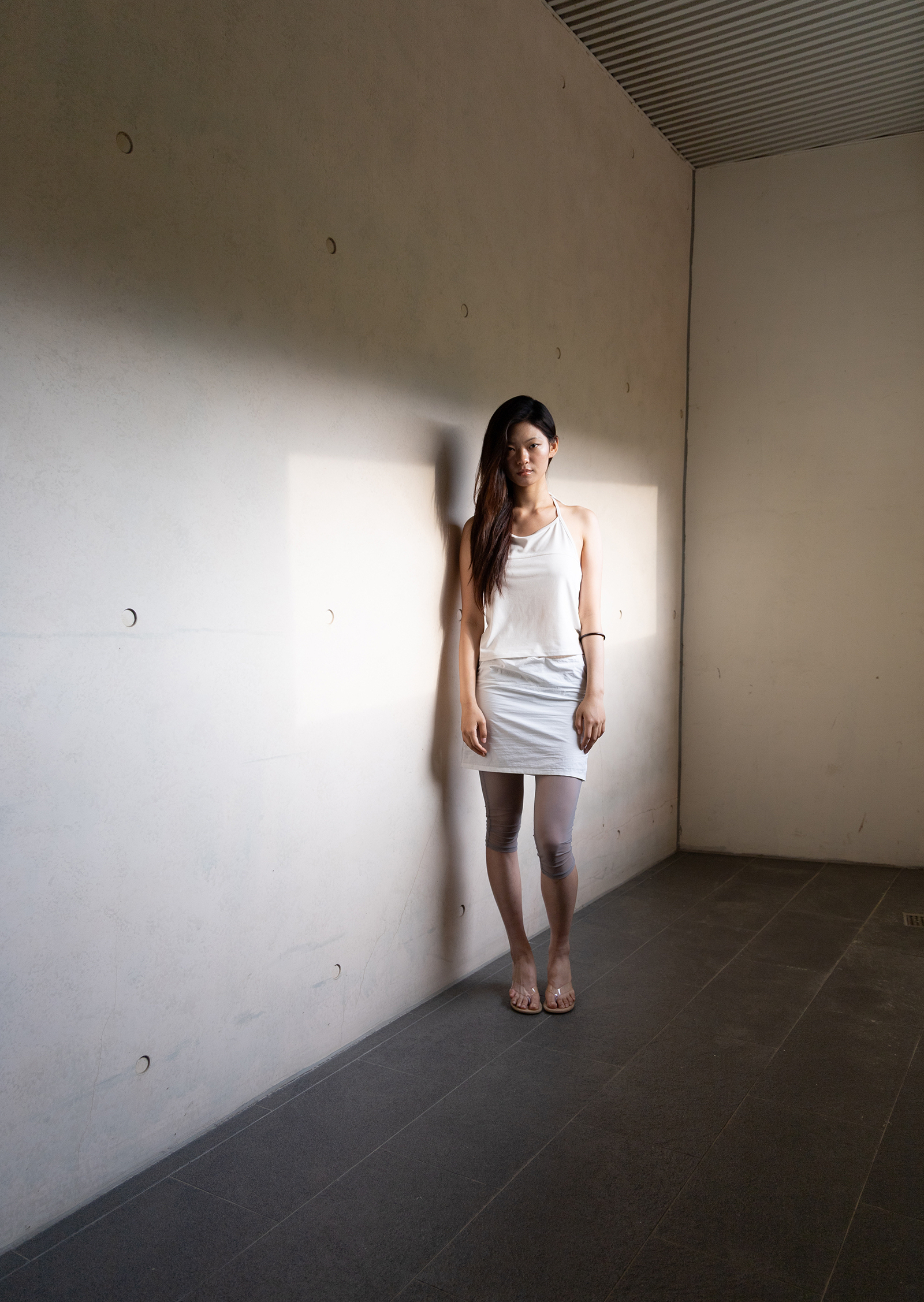 Line Halter Sleeveless - ecru
