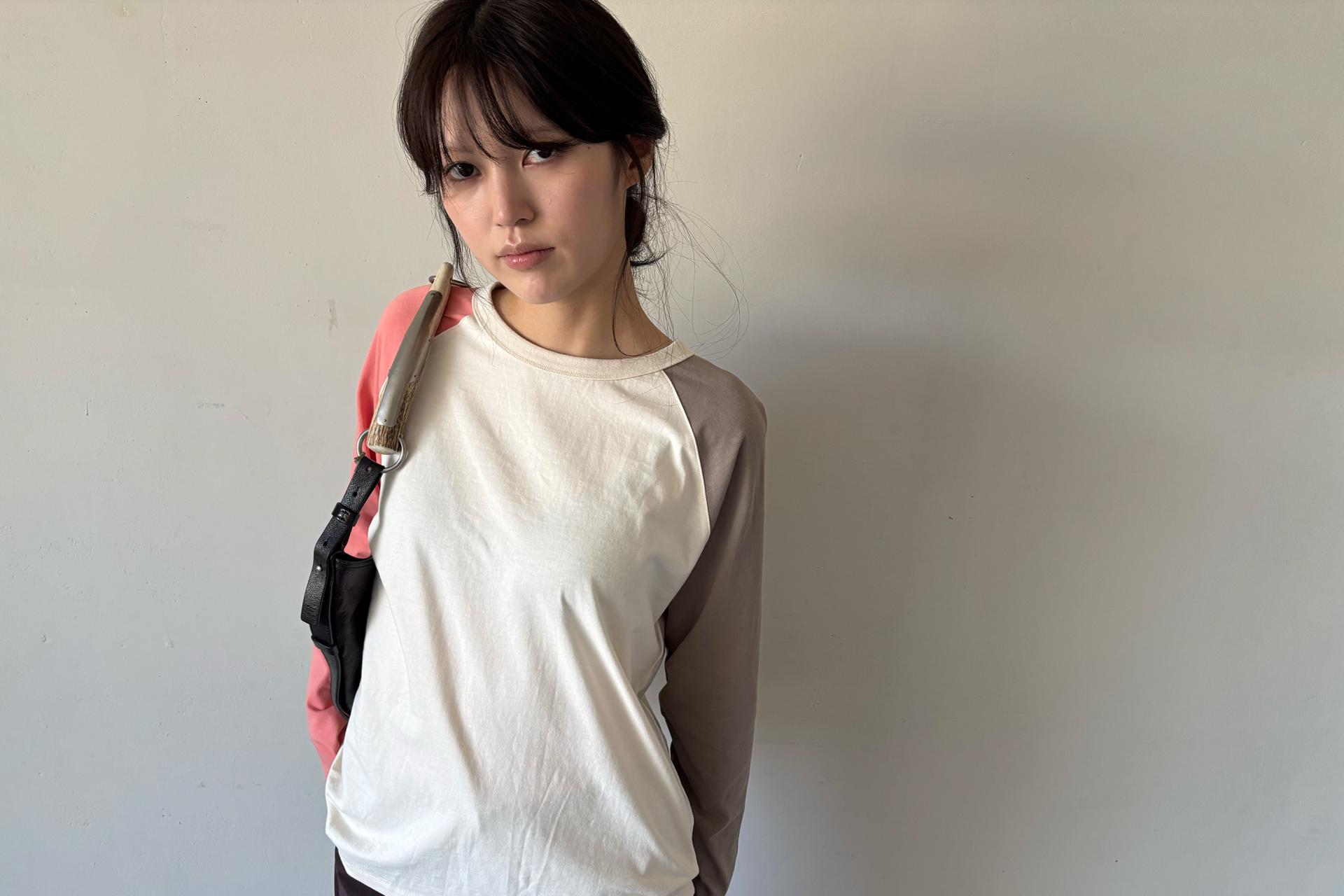 Color Block Raglan - brown/coral / 10월 5일 출고