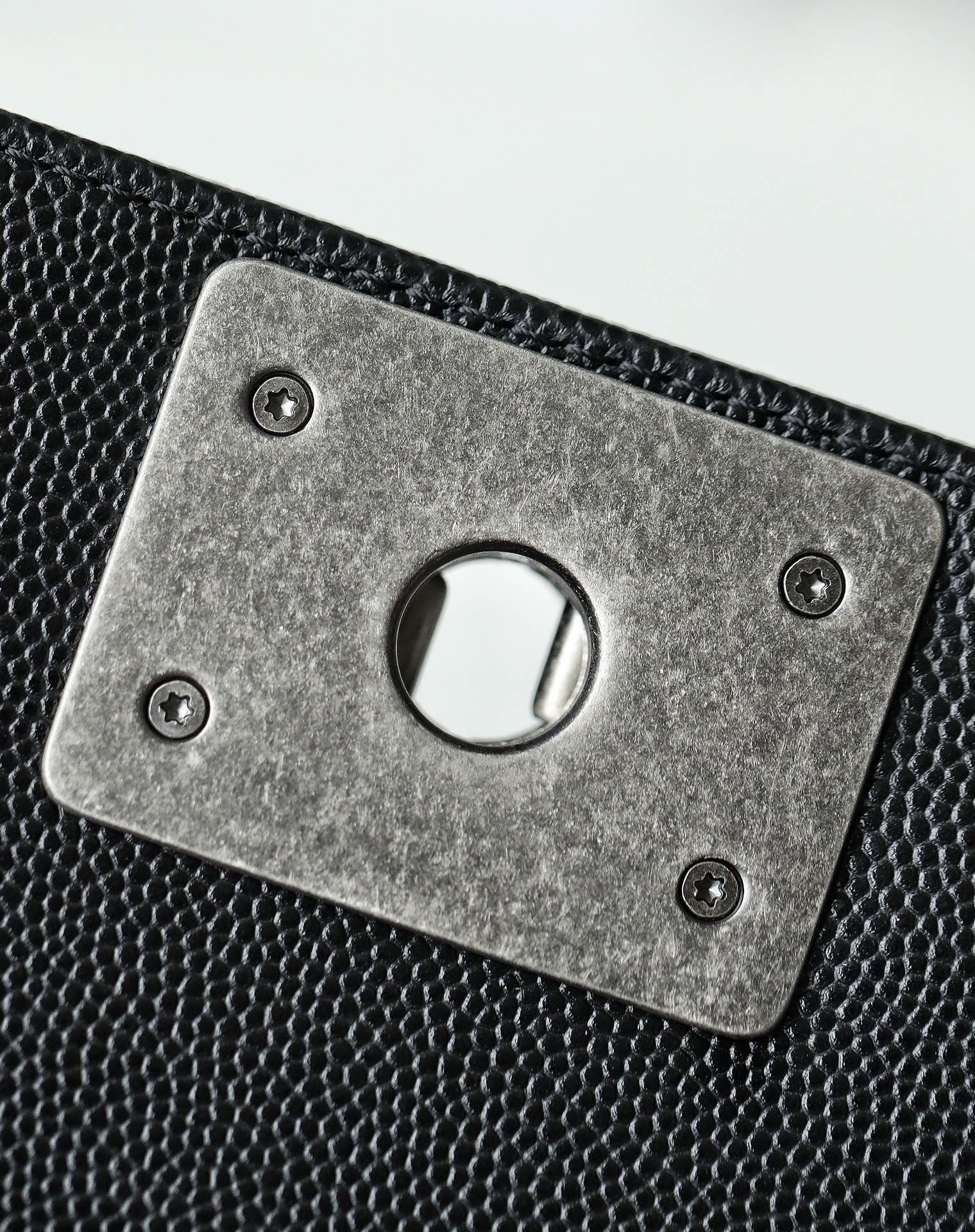 b6179f179fd7c.jpg