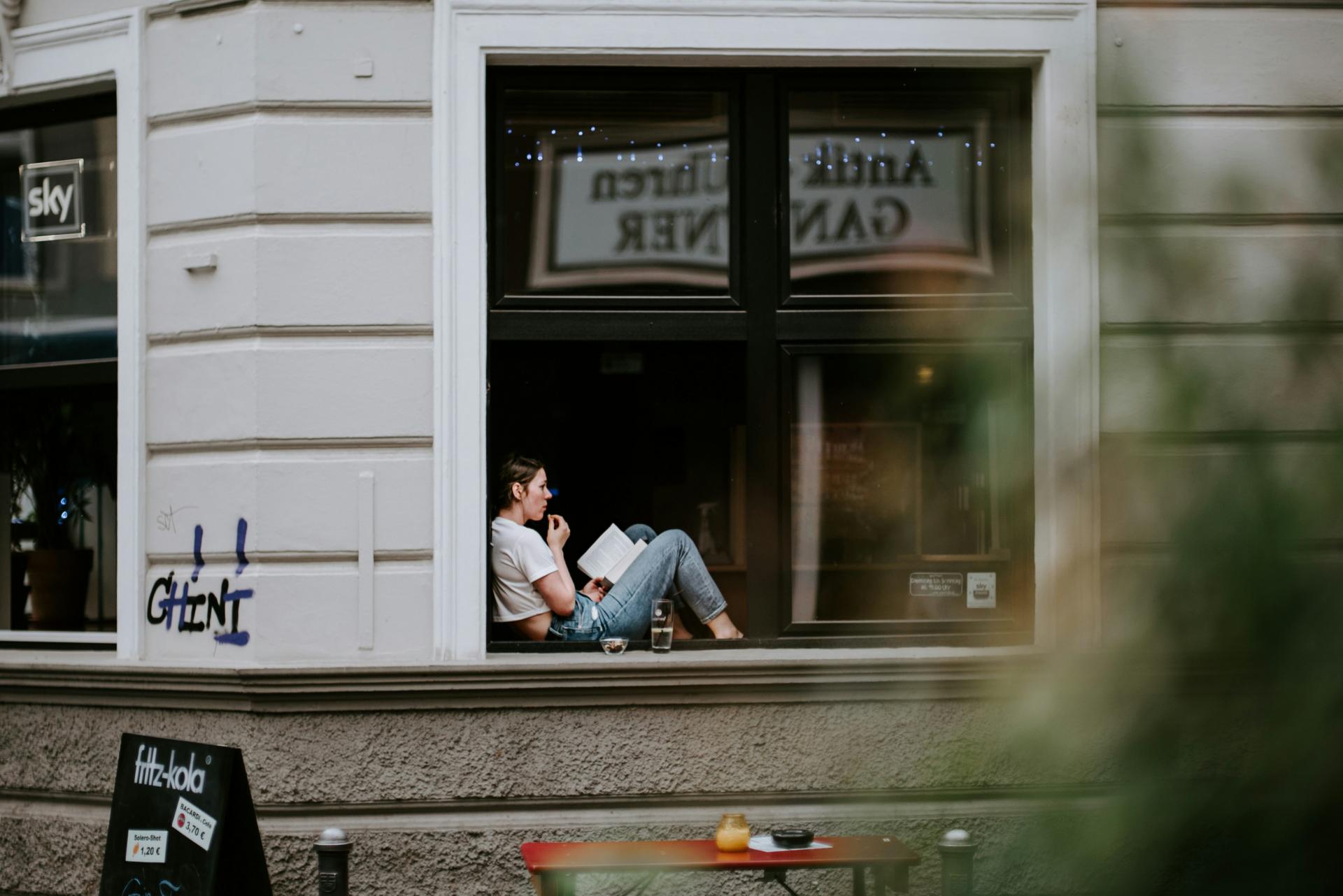 mika-baumeister-5fsb2FGoJ8A-unsplash.jpg