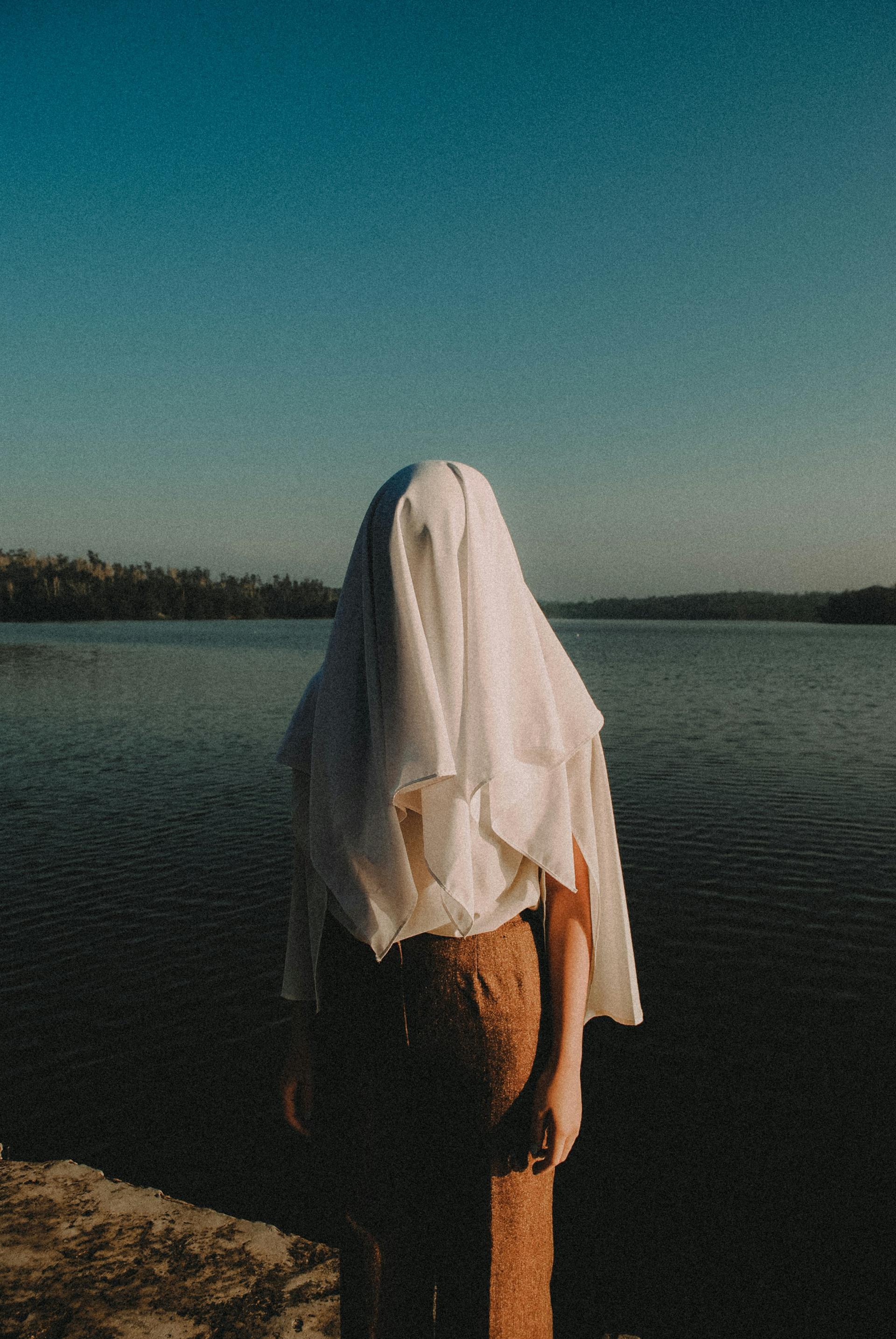 yuris-alhumaydy-Hqy12-p8DBg-unsplash.jpg