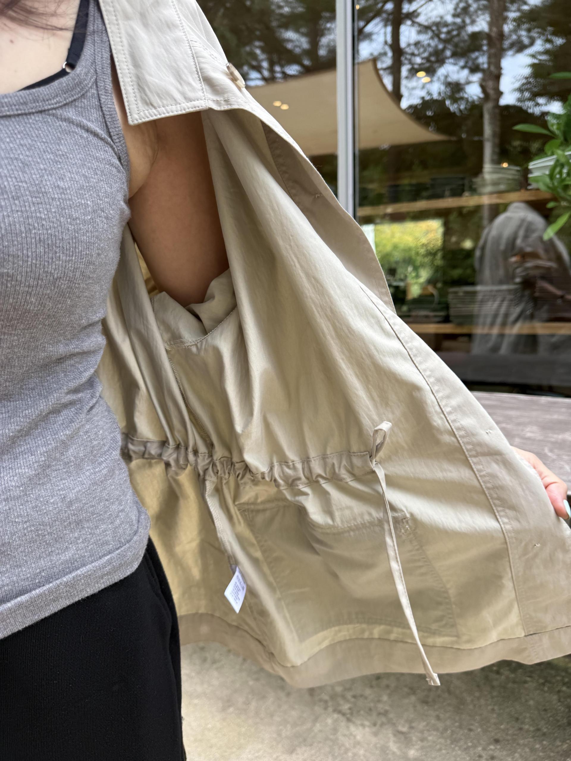 베이지 자켓