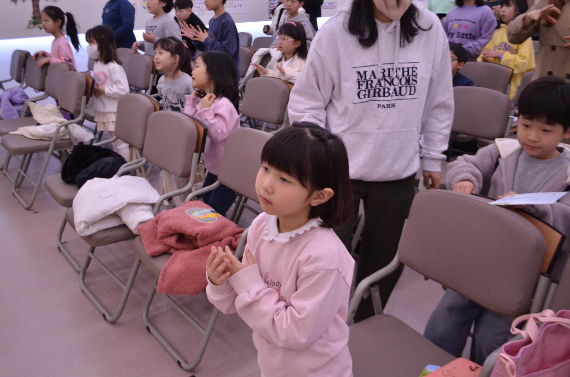 2963593789bd4.jpg