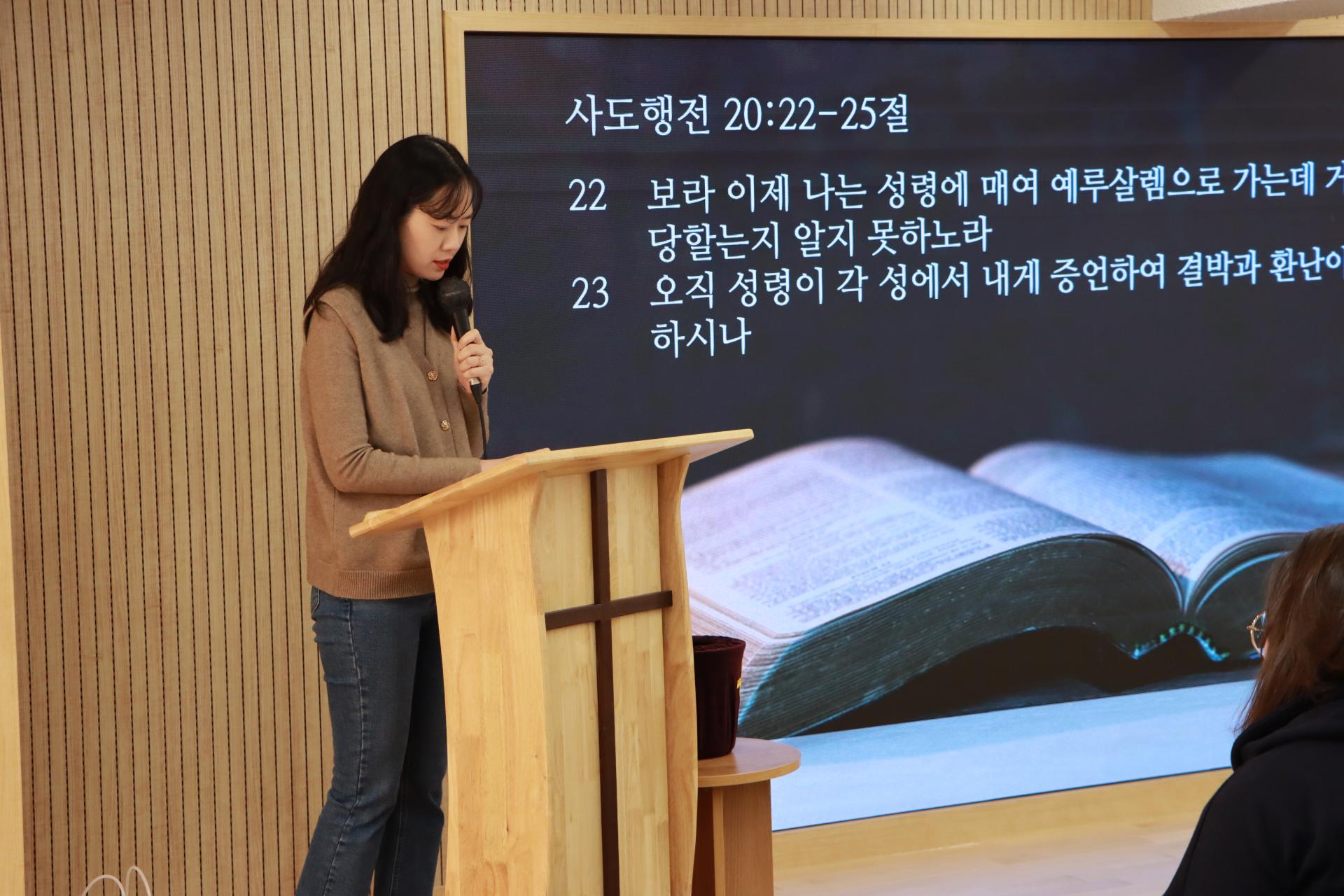 4de269b297bcc.jpg