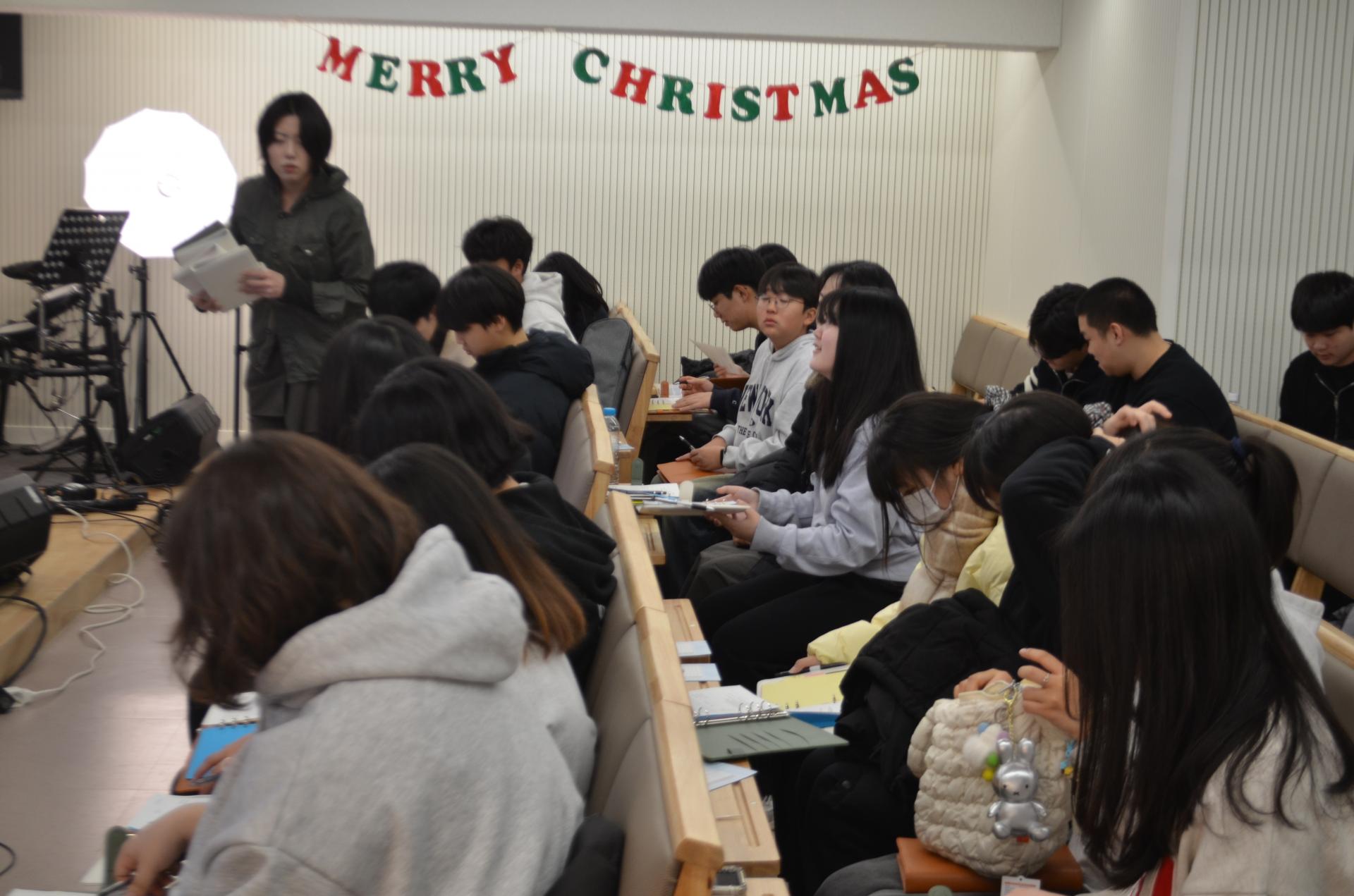 51f779c5ac44b.jpg