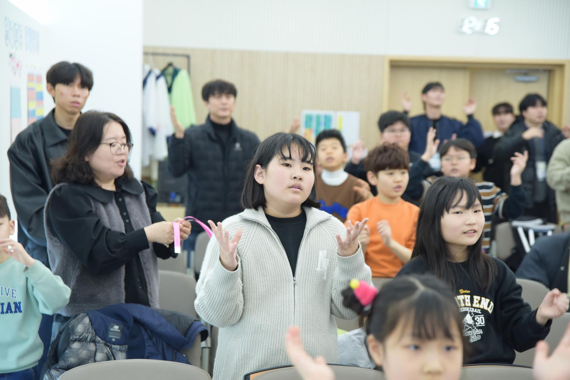 65c8a1f8484bd.jpg