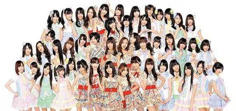 日 '국민 아이돌' AKB48, 팬사인회서 흉기 피습
