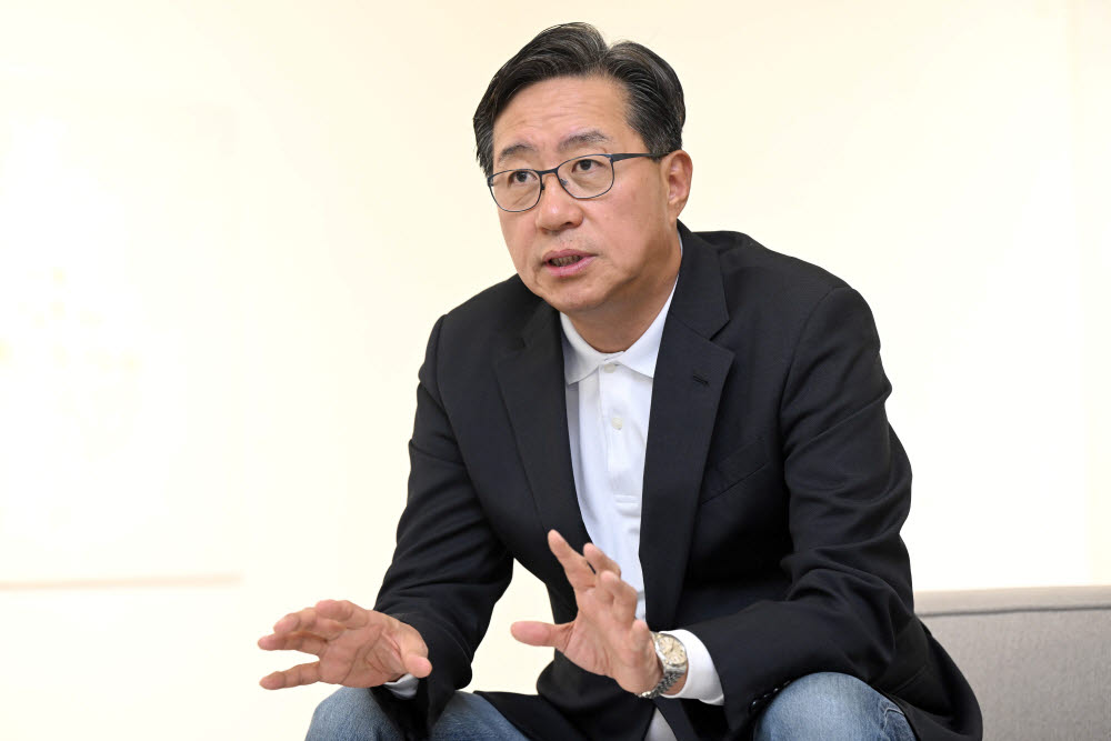 전하진 SDX재단 이사장