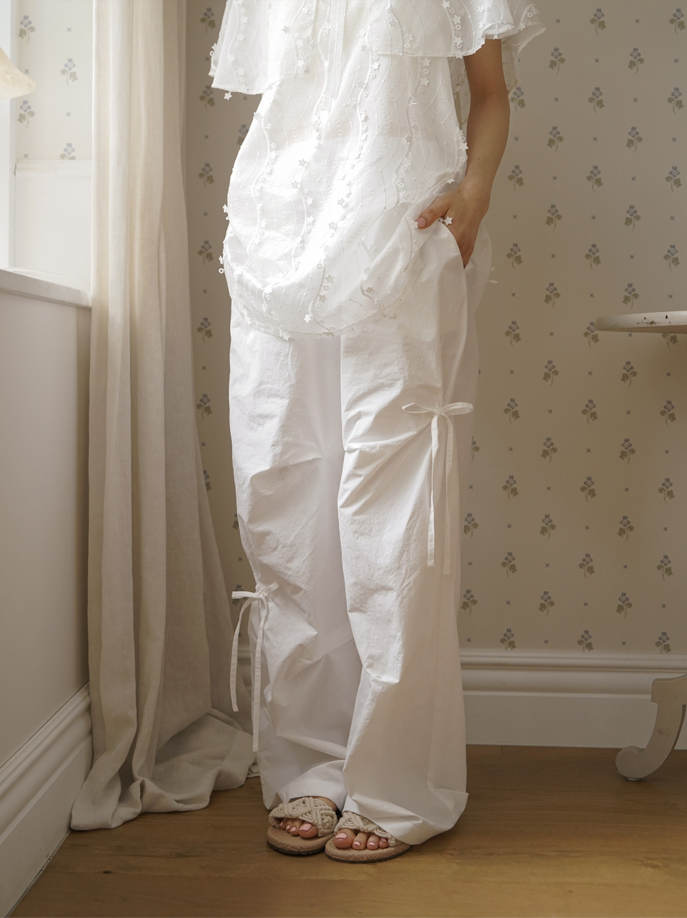 RIBBON TUCK WIDE PANTS - ivory