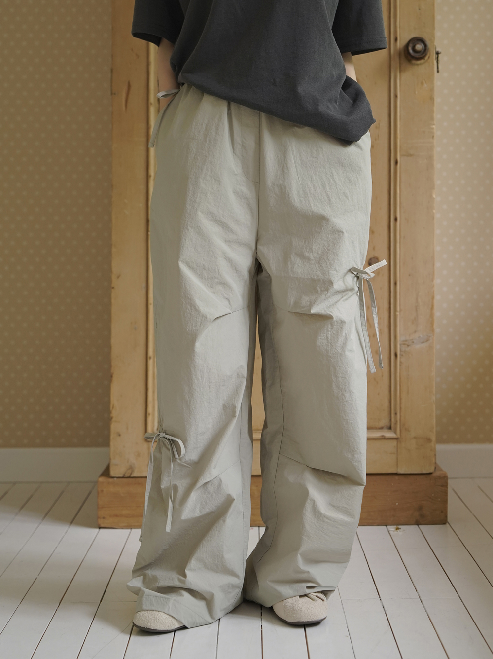 RIBBON TUCK WIDE PANTS - powder mint