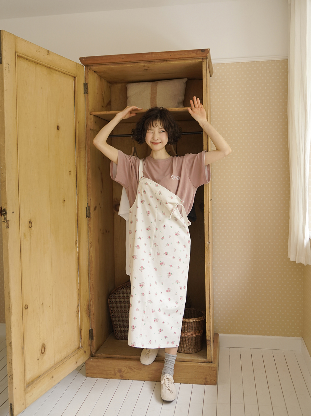 ROSE GARDEN APRON DRESS