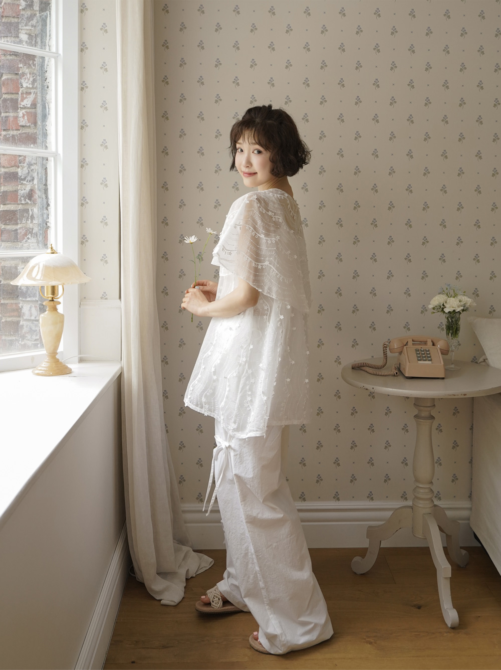 RIBBON TUCK WIDE PANTS - ivory