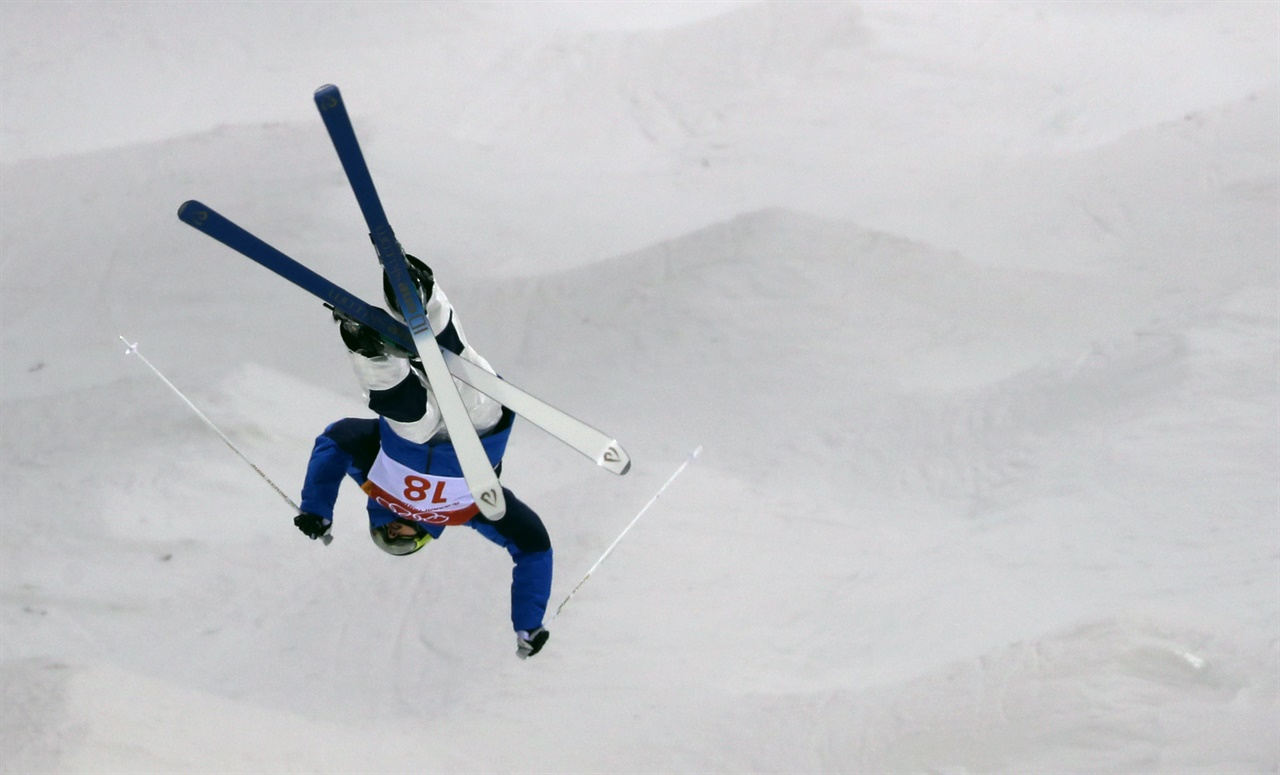 올림픽 스키어 타투 디자인, image size:1280x775