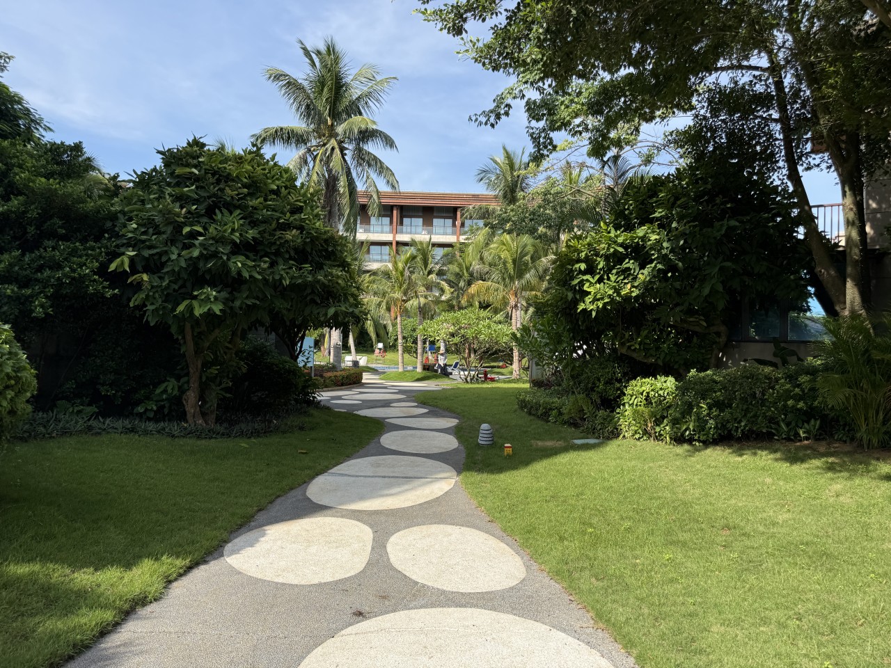 💚하이난 동계시즌 신상! 푸른 바다와 야자수 속 라운드 홍수만cc🌴