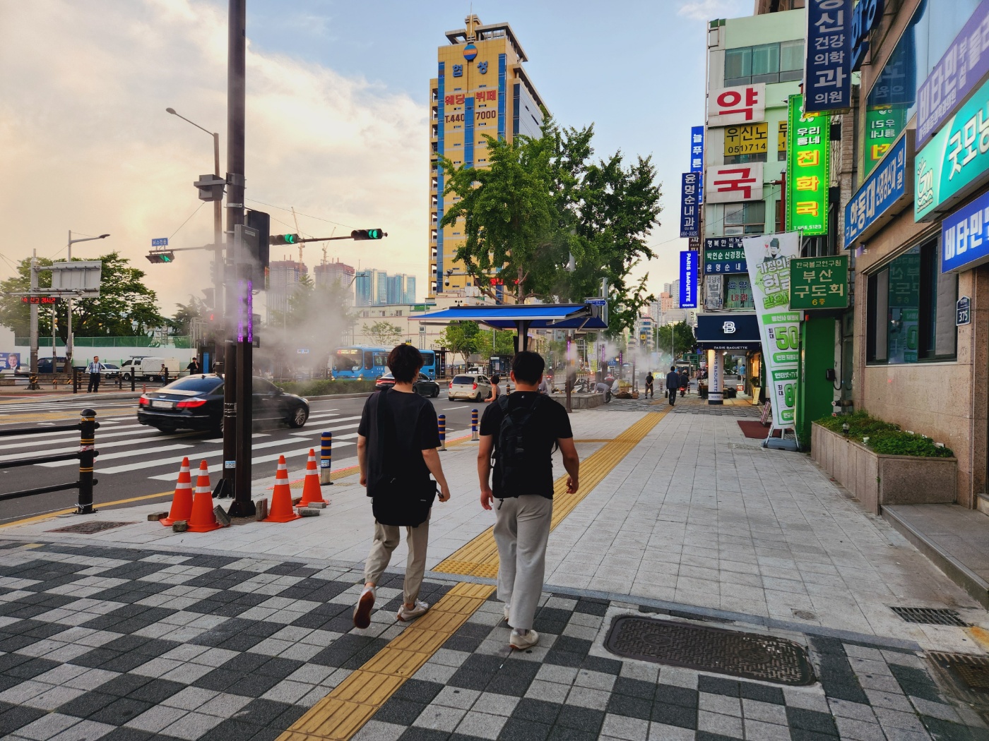 716d89d9a551e.jpg