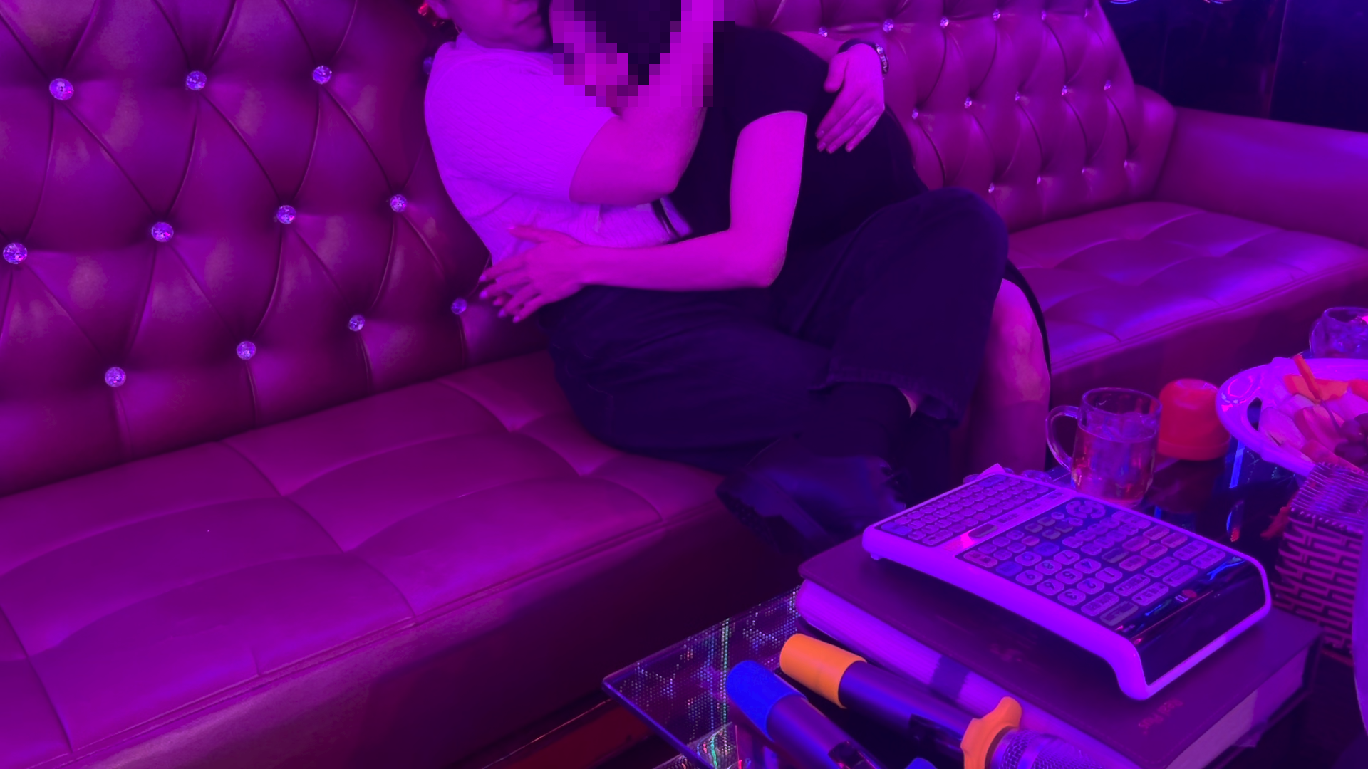 베트남 가라오케 미디어 믿지 마세요