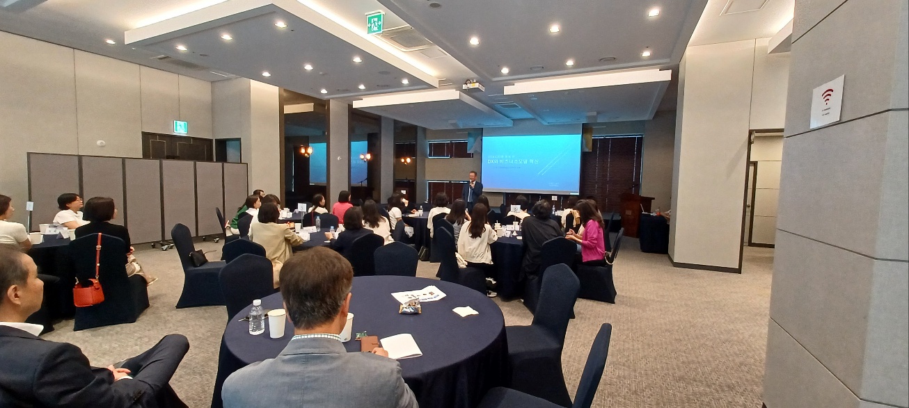 b1b67880aa40e.jpg