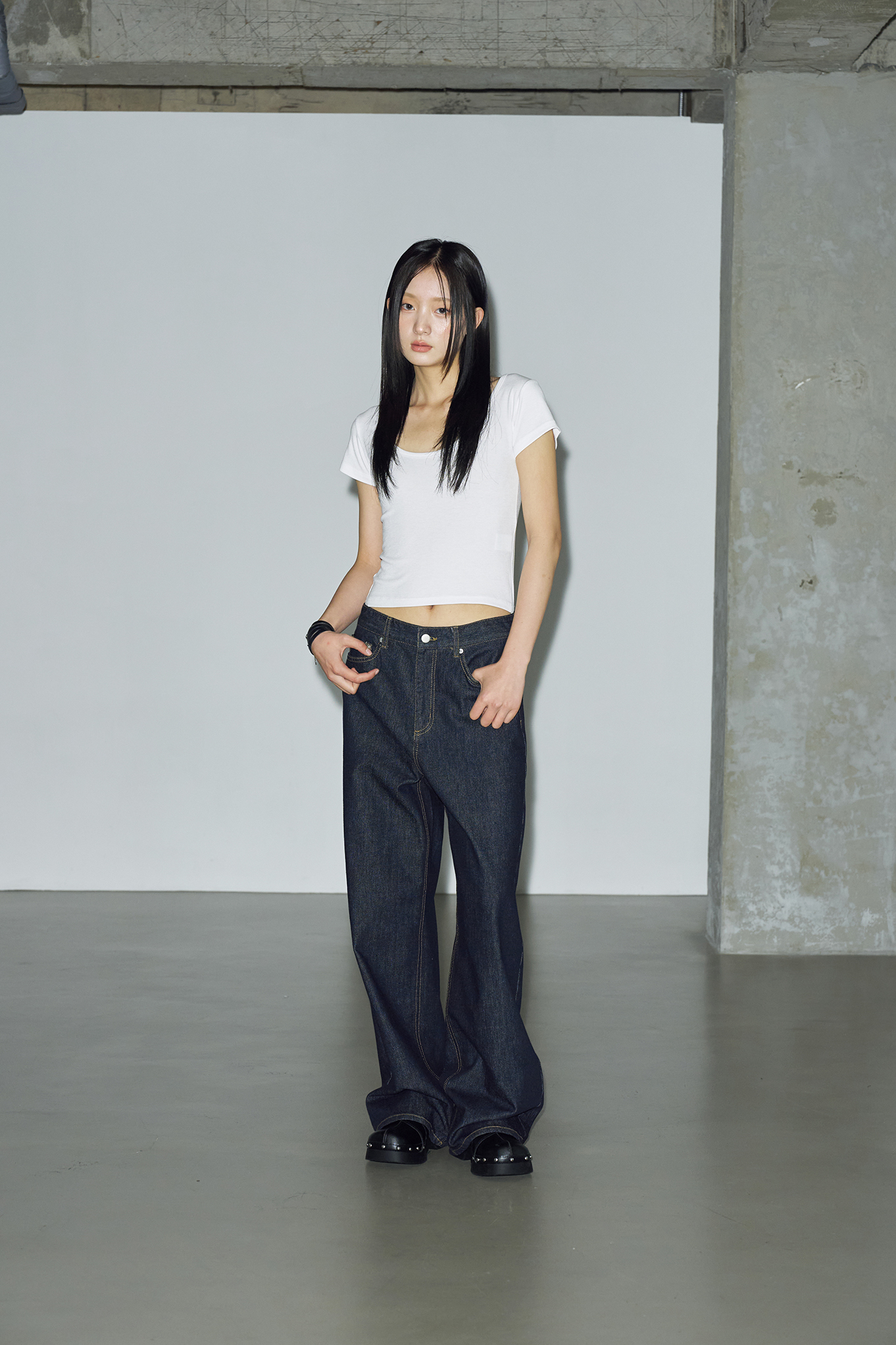 デニム・ジーパン [HELENE PARIS] Logo Needle Point Wide Denim Pants MUSINSA公式 | HELENE PARIS Logo Needle Point Wide Denim