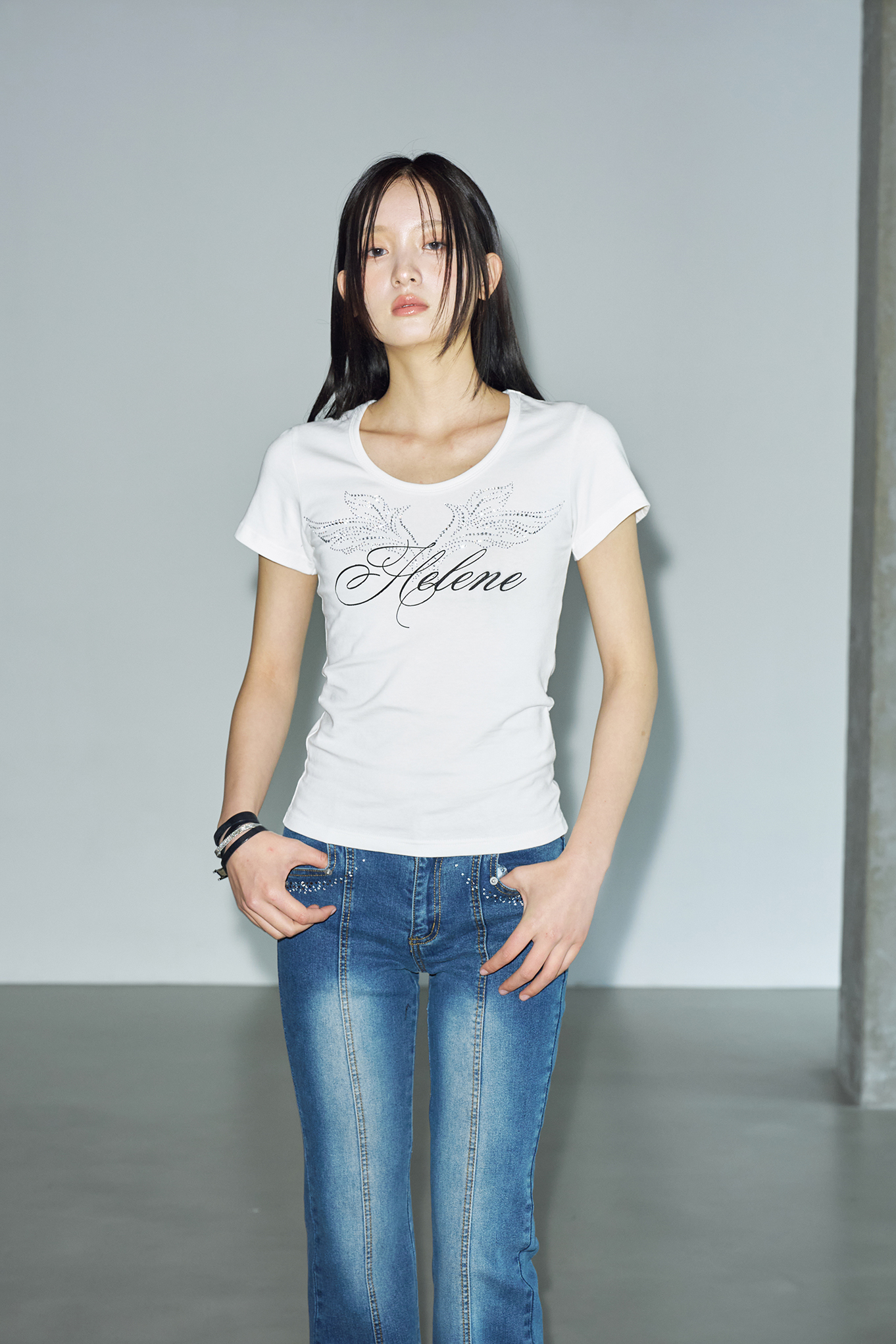 MUSINSA | HELENE PARIS Angel Lettering Cubic Half T-Shirt