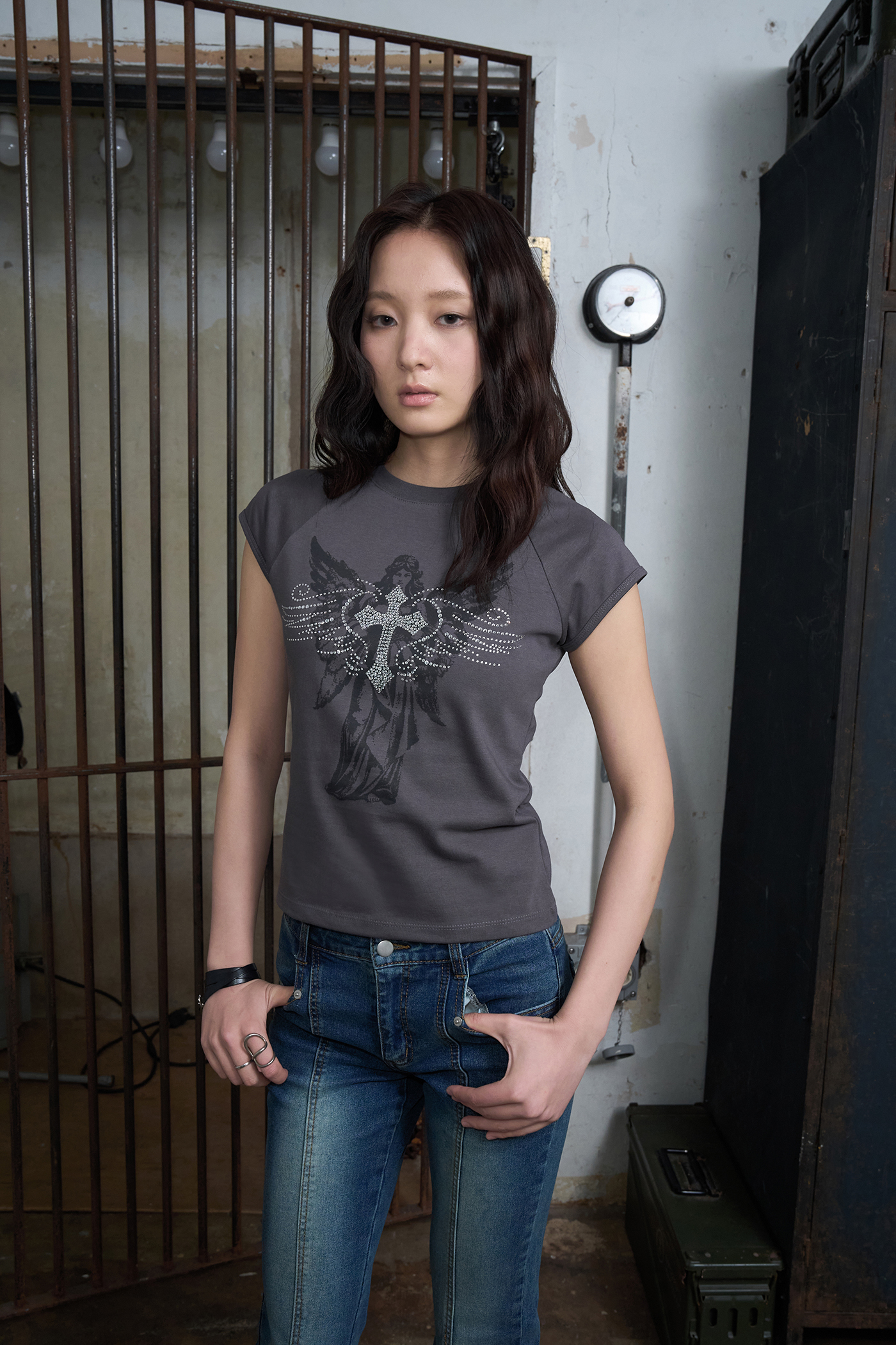 Tシャツ・カットソー [HELENE PARIS] Angel Wings Cubic Half T-Shirt : 3color MUSINSA | HELENE PARIS Angel Wings Cubic Half T-shirt [Sage]