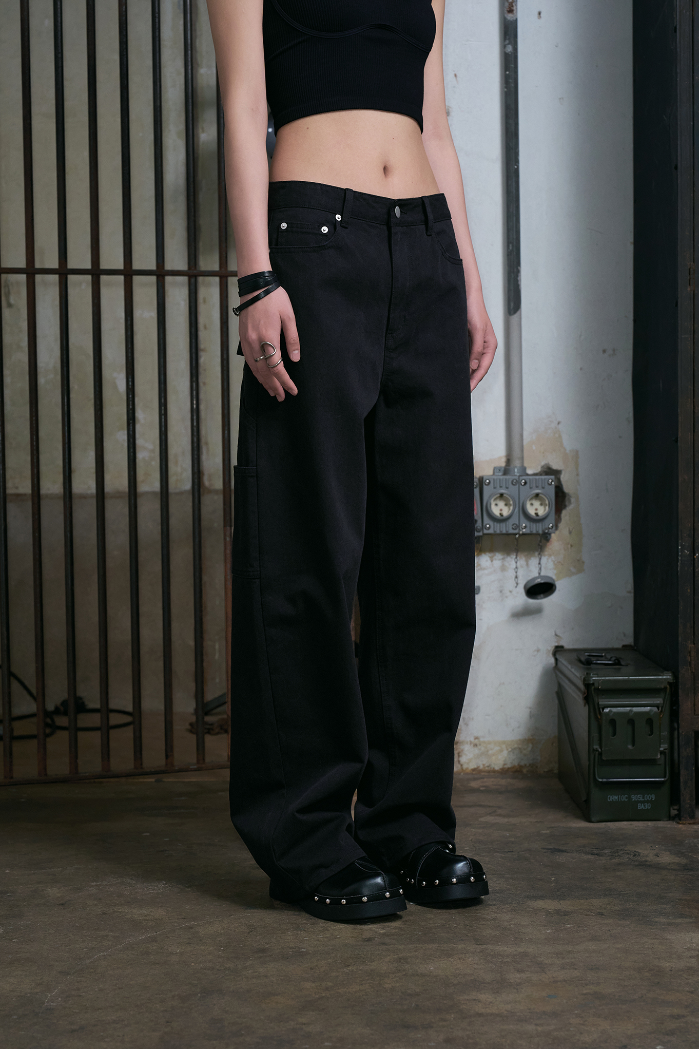 【HELENE PARIS】Bohemian Carpenter Wide Pants ワイドパンツ MUSINSA公式 | HELENE PARIS Bohemian Carpenter Wide Pants