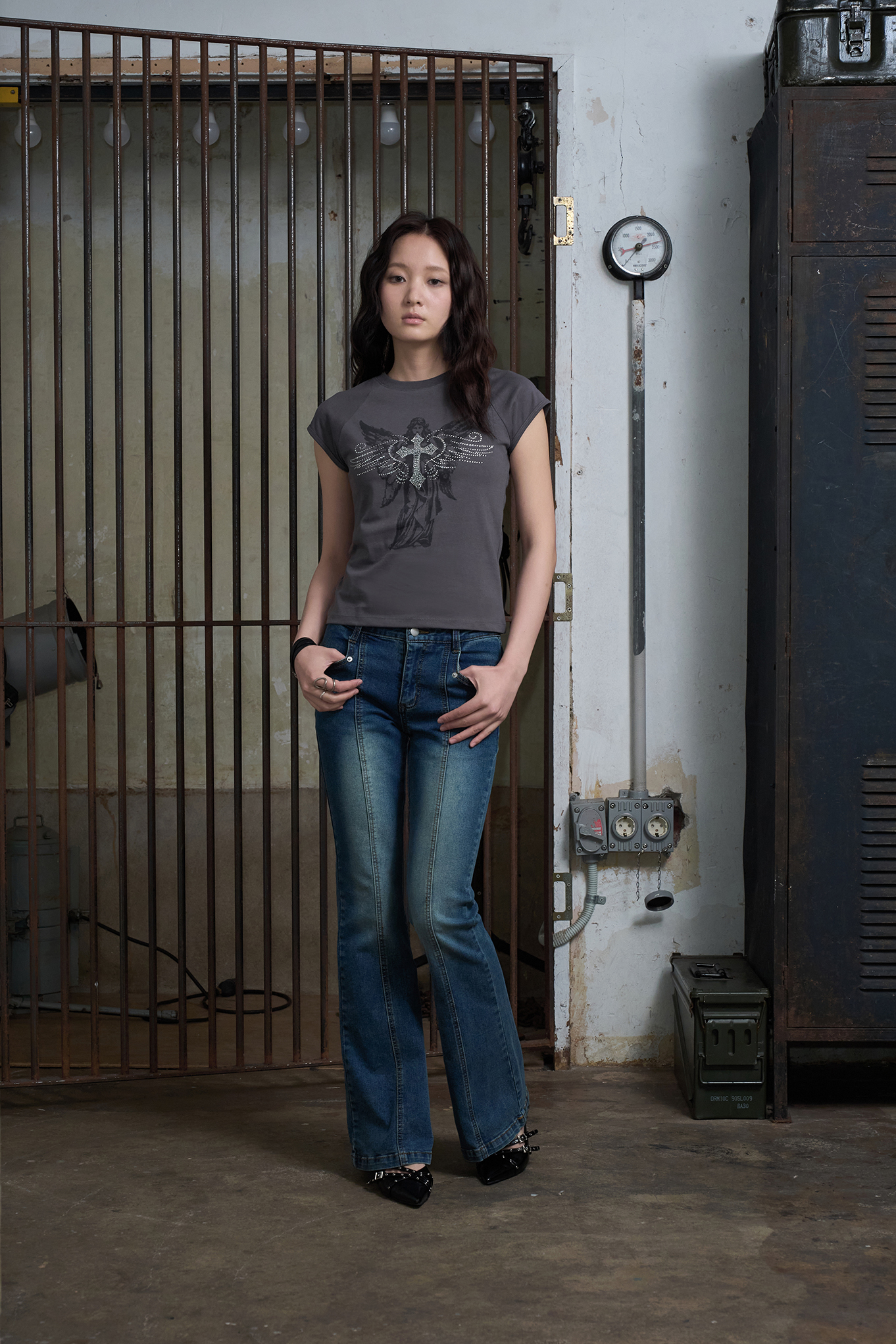 Tシャツ・カットソー [HELENE PARIS] Angel Wings Cubic Half T-Shirt : 3color MUSINSA | HELENE PARIS Angel Wings Cubic Half T-shirt [Moon