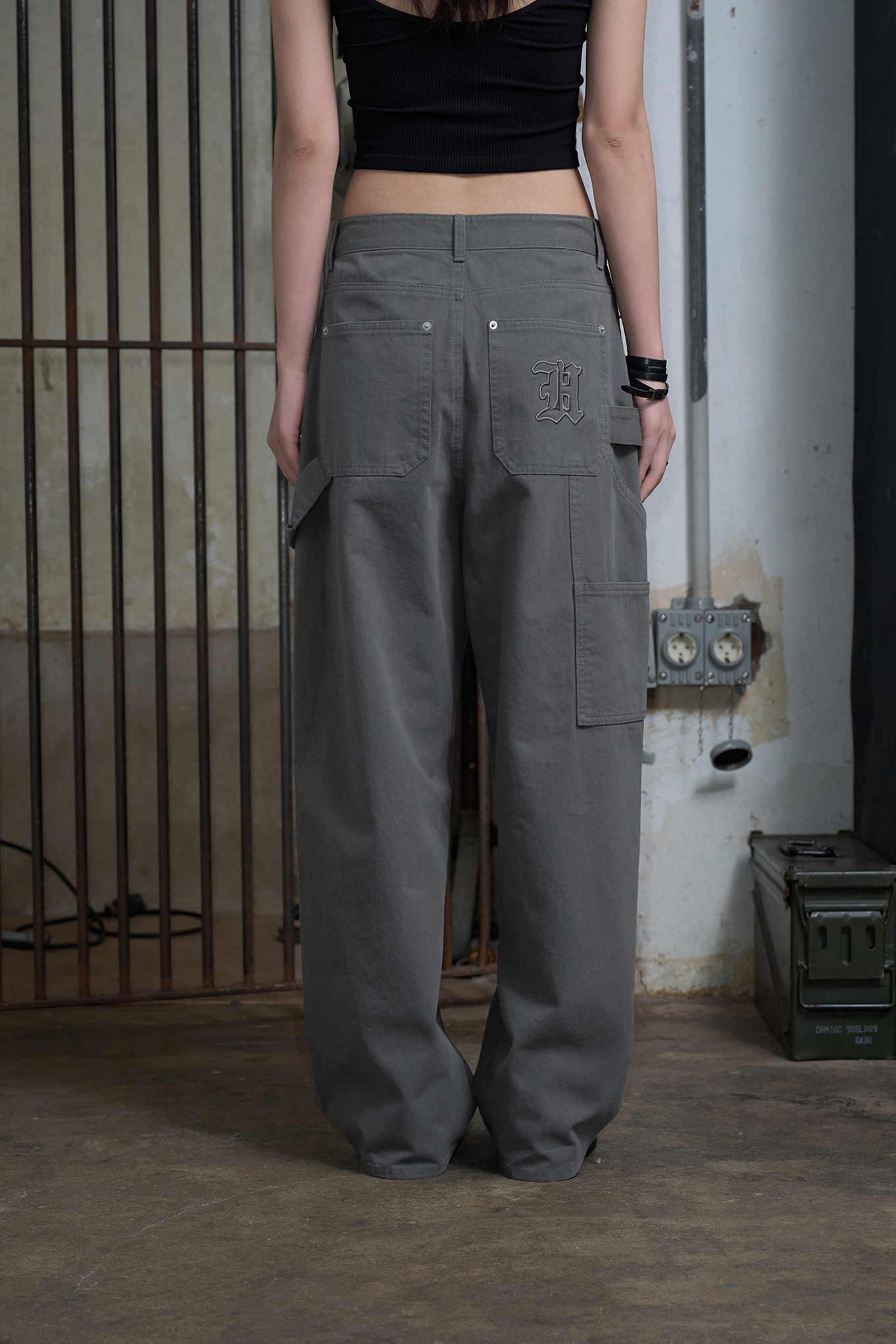 【HELENE PARIS】Bohemian Carpenter Wide Pants ワイドパンツ MUSINSA公式 | HELENE PARIS Bohemian Carpenter Wide Pants
