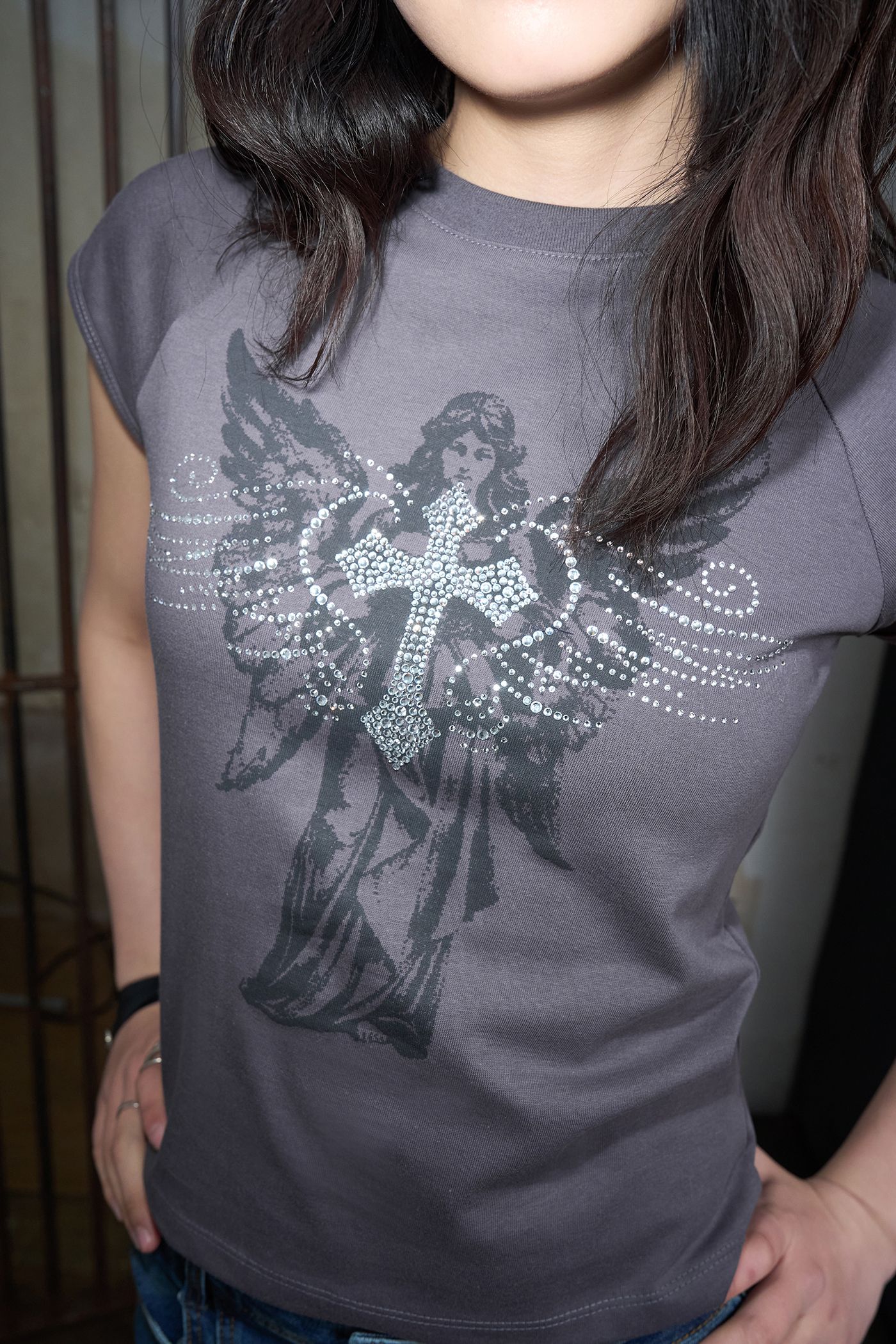MUSINSA | HELENE PARIS Angel Wings Cubic Half T-shirt [Moon