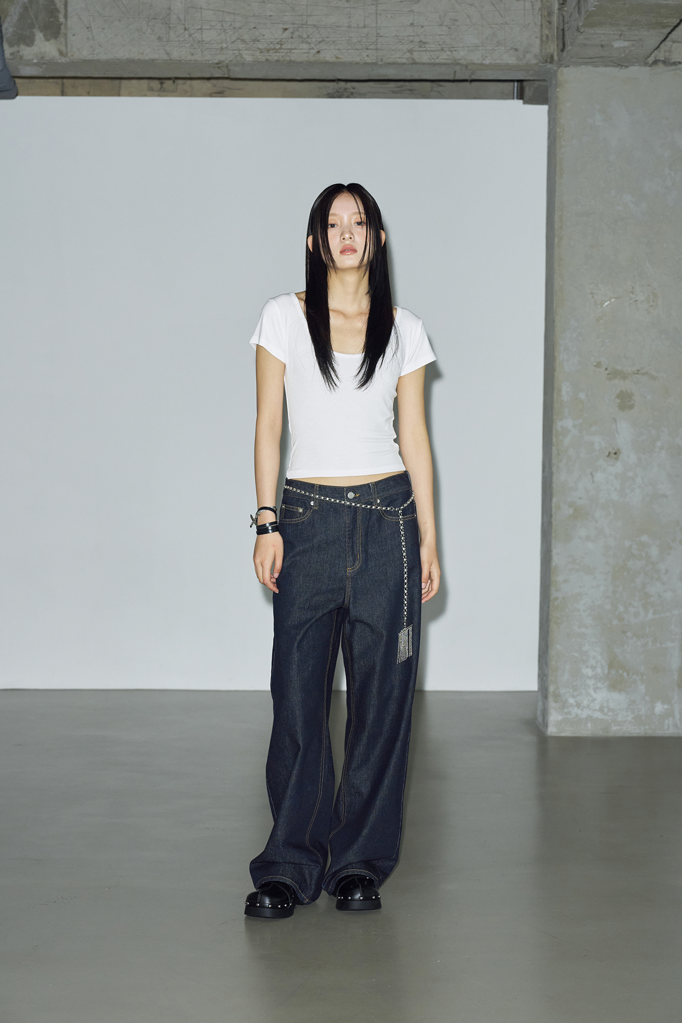 デニム・ジーパン [HELENE PARIS] Logo Needle Point Wide Denim Pants MUSINSA公式 | HELENE PARIS Logo Needle Point Wide Denim