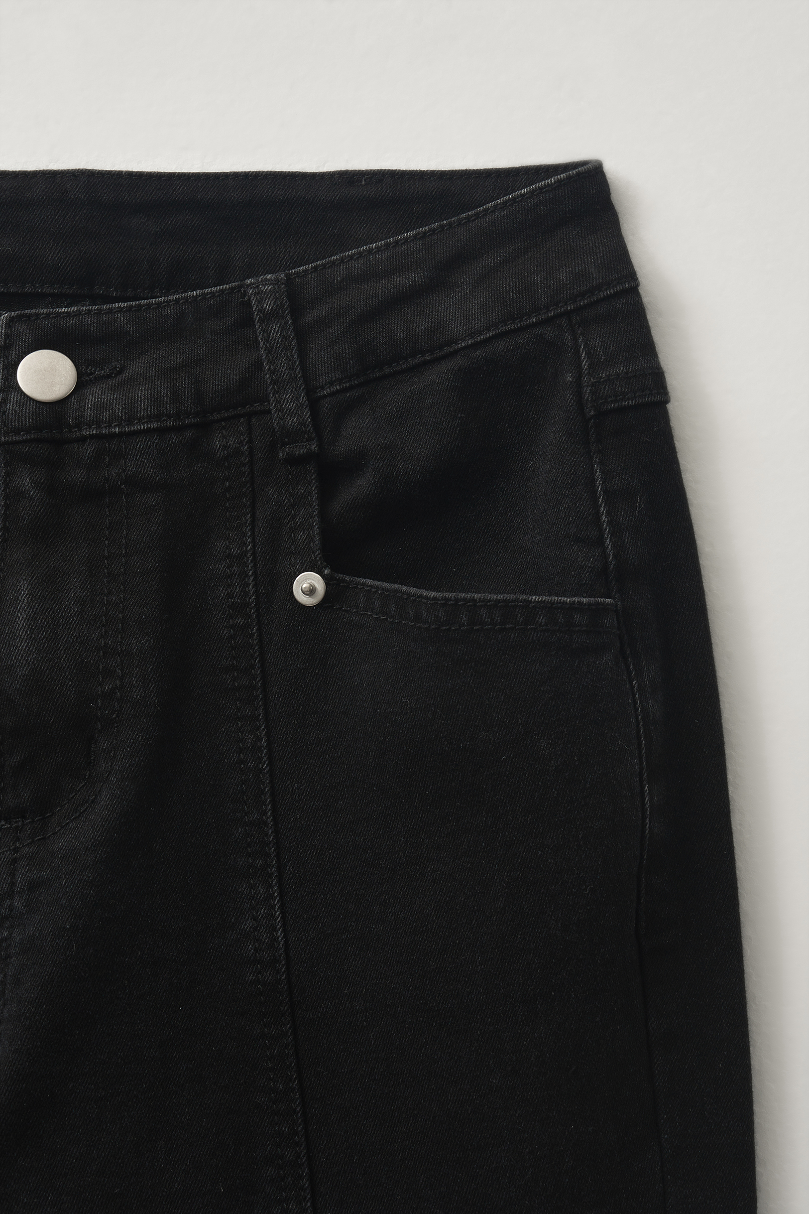 MUSINSA公式 | HELENE PARIS Washed Bootcut Denim Pants [Black]