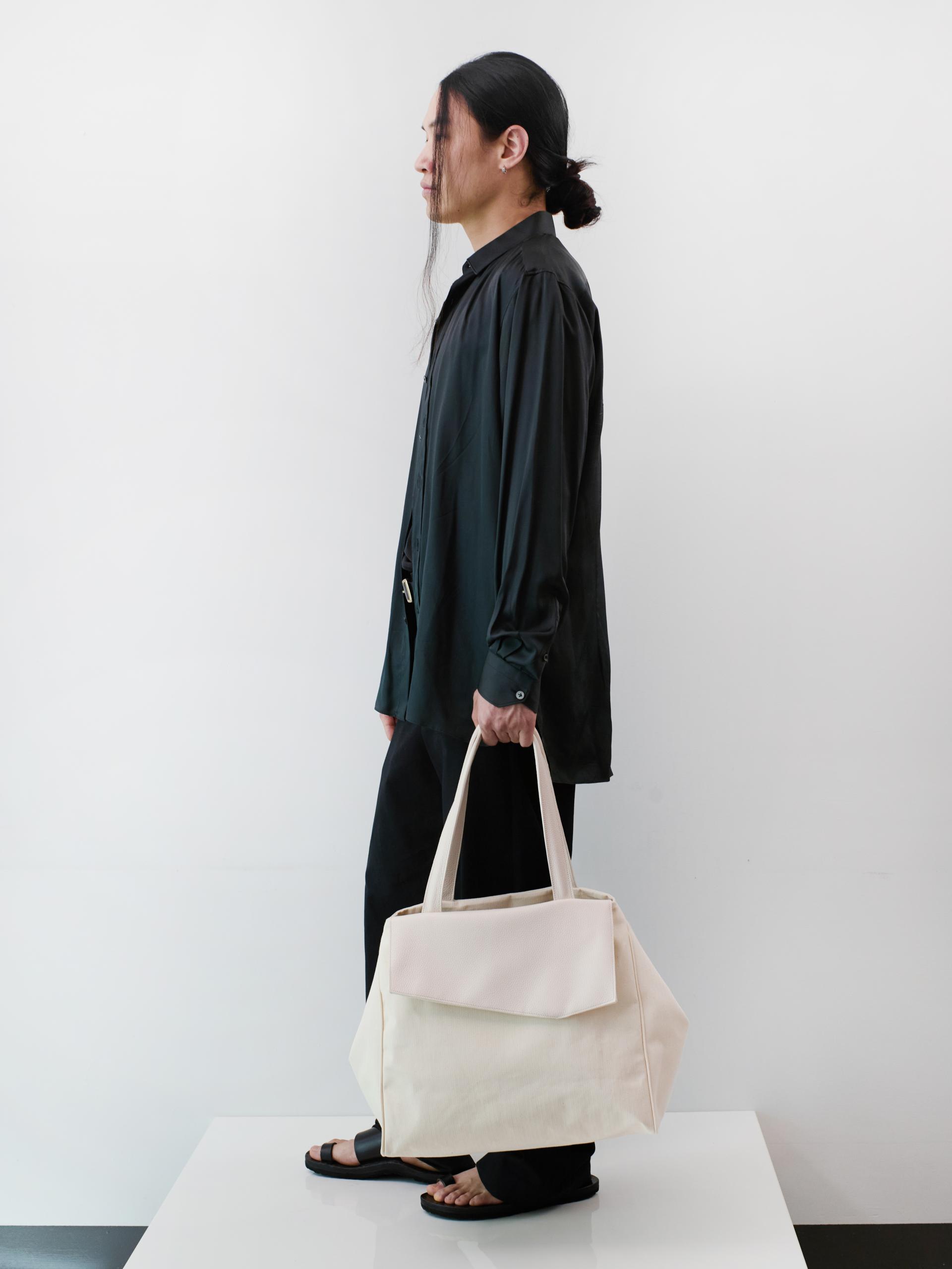 WEAVING KNOT BAG