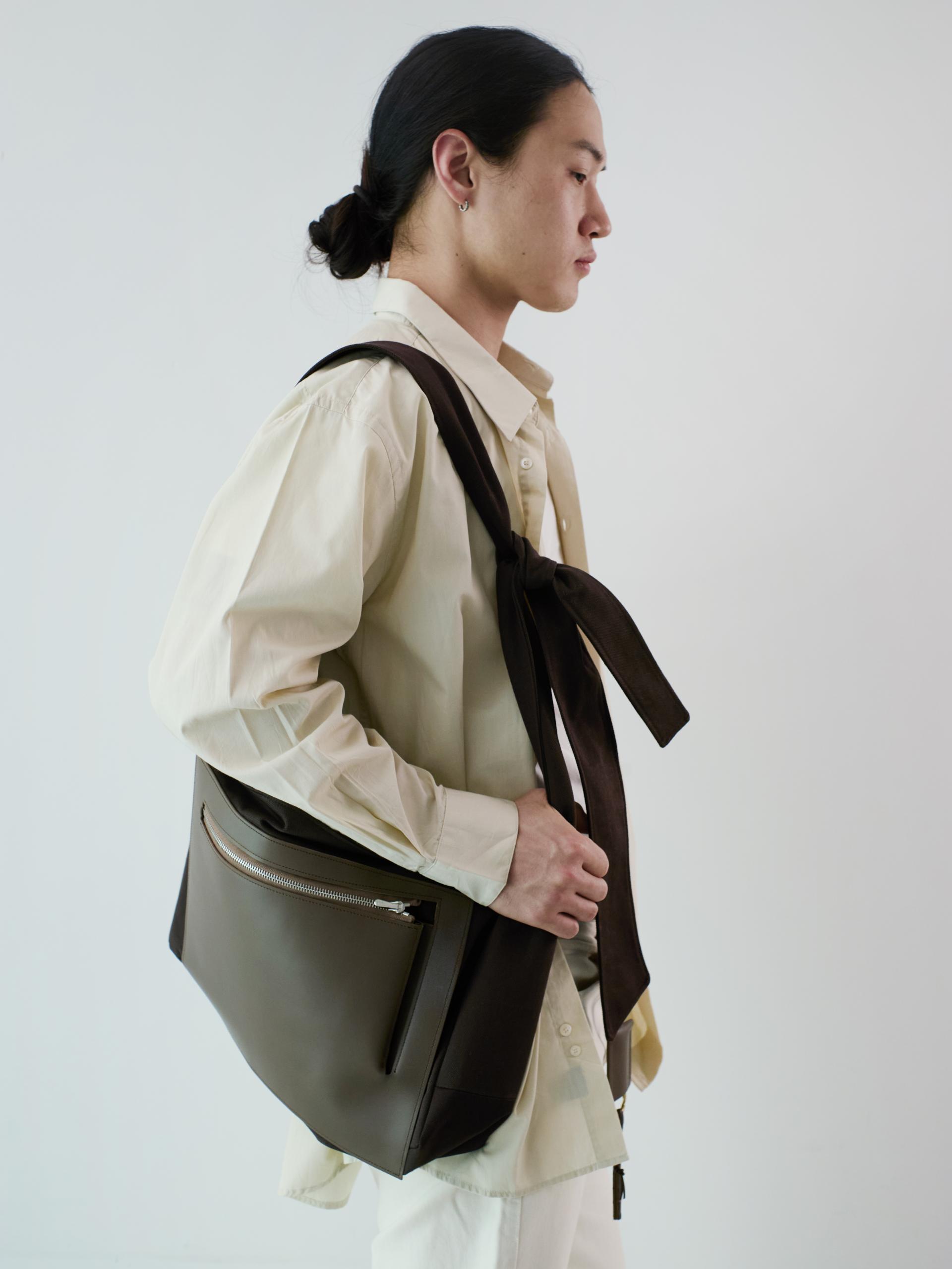 WEAVING KNOT BAG