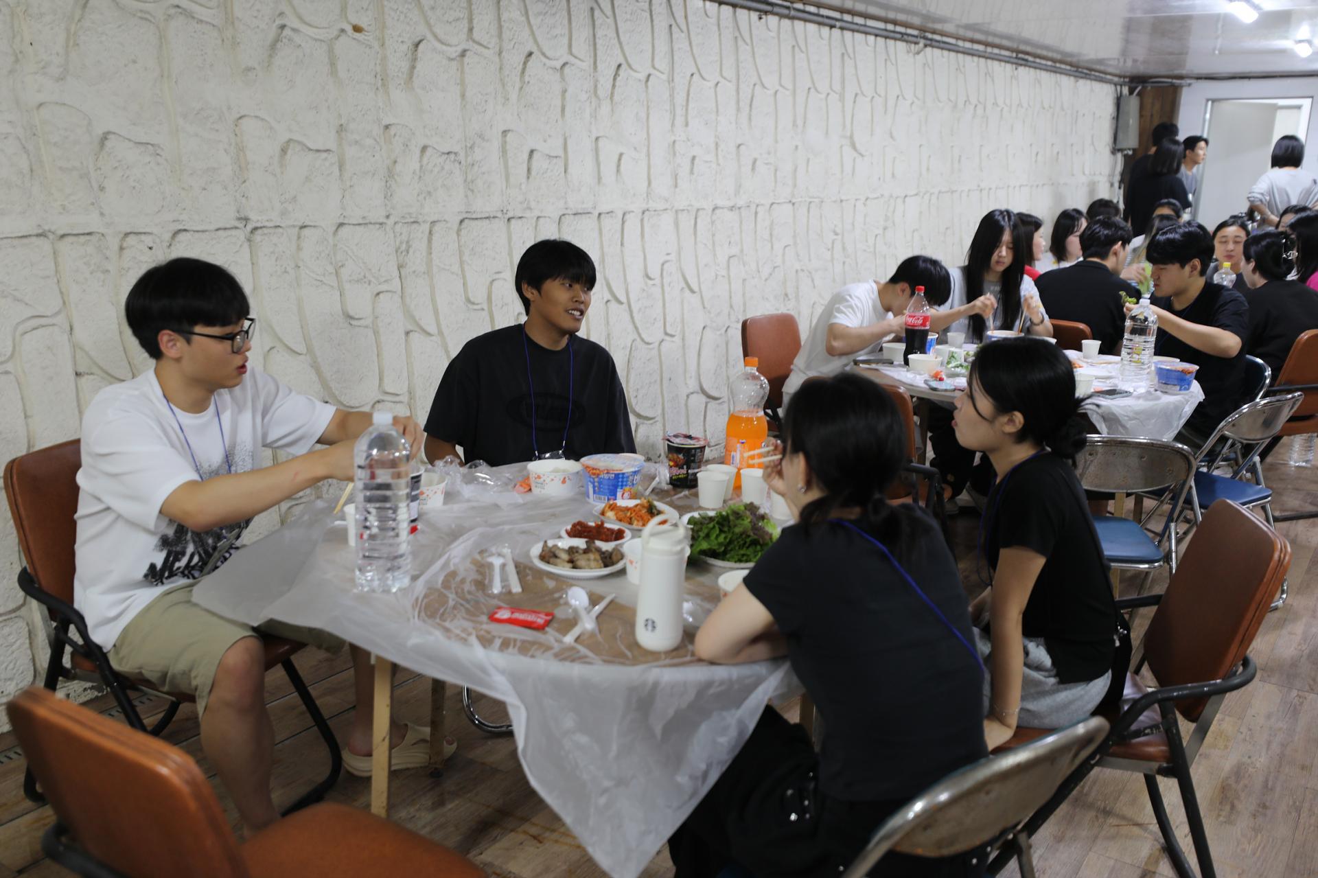1706d5fc08379.jpg