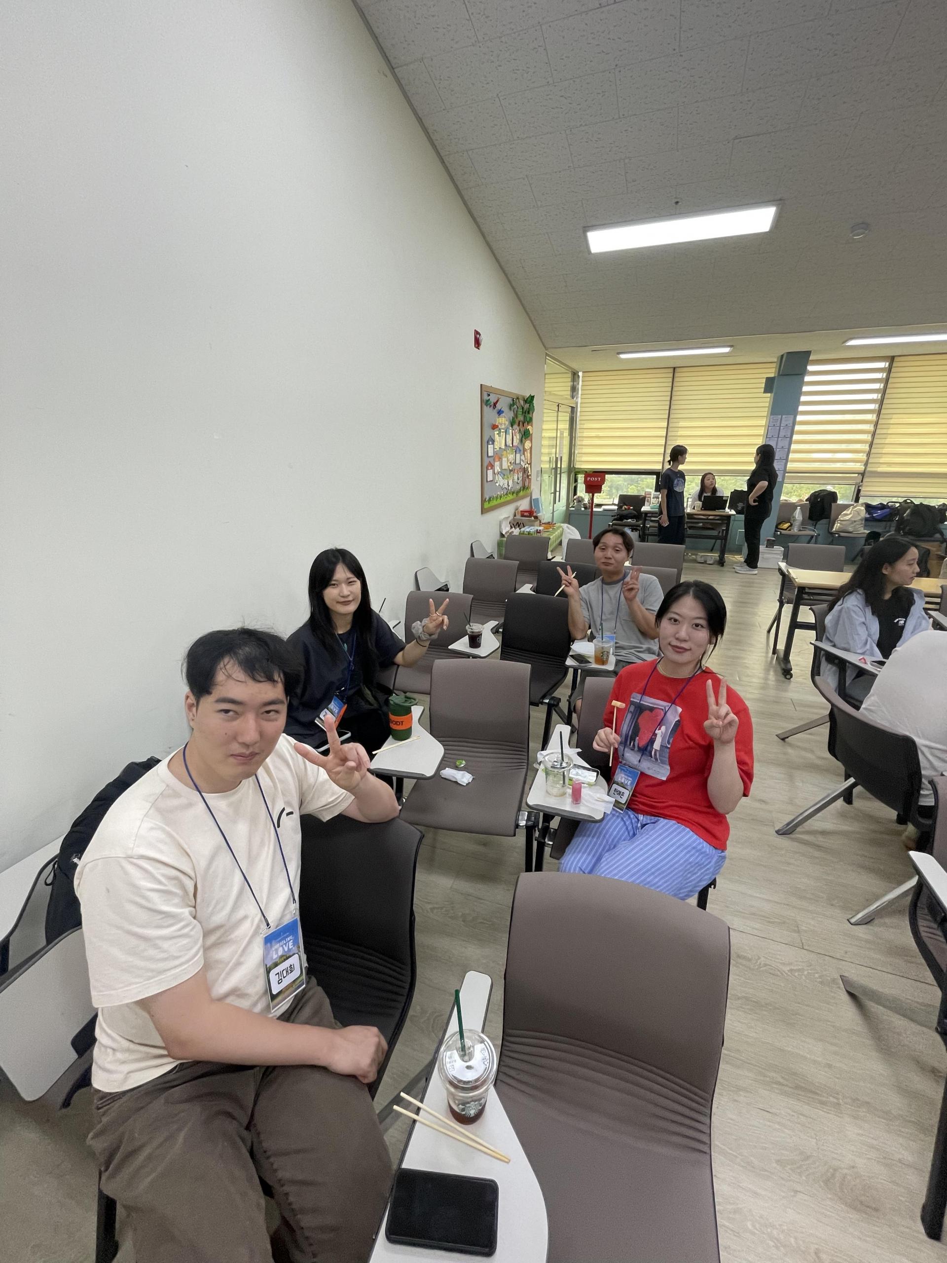 24c98922a8db7.jpg