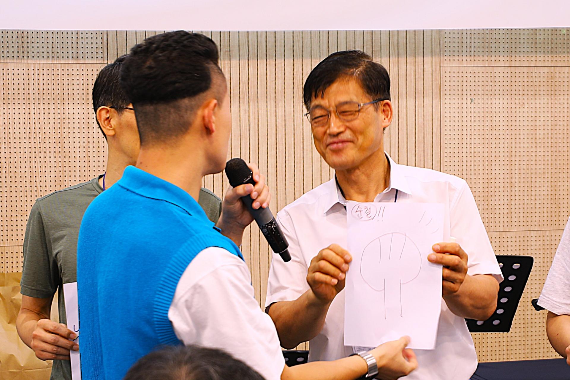 7e49ae90150f1.jpg