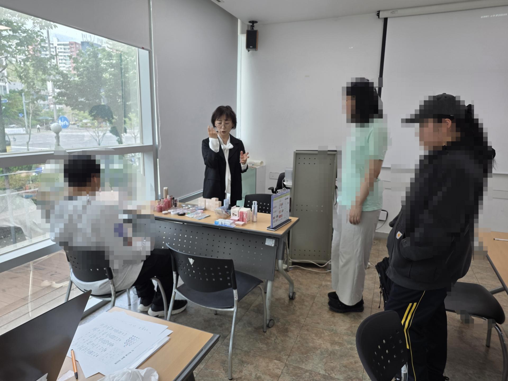 8dd248efbd38a.jpg