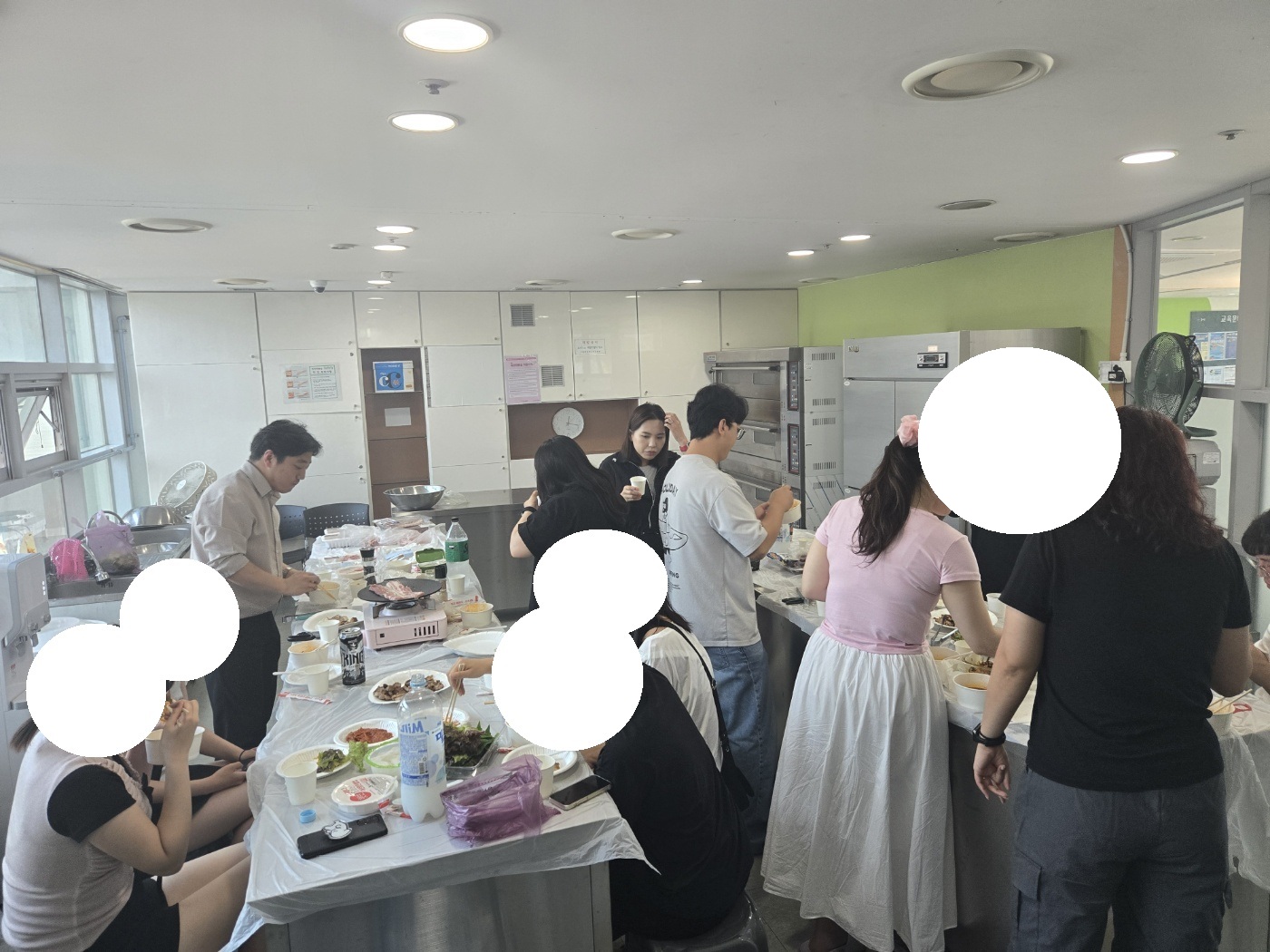 93f708cb90333.jpg