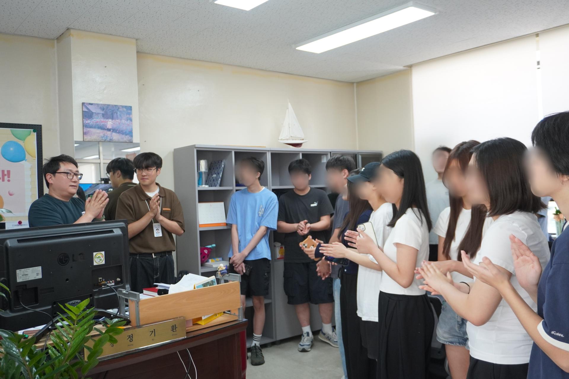 a2fe5b80b3b65.jpg