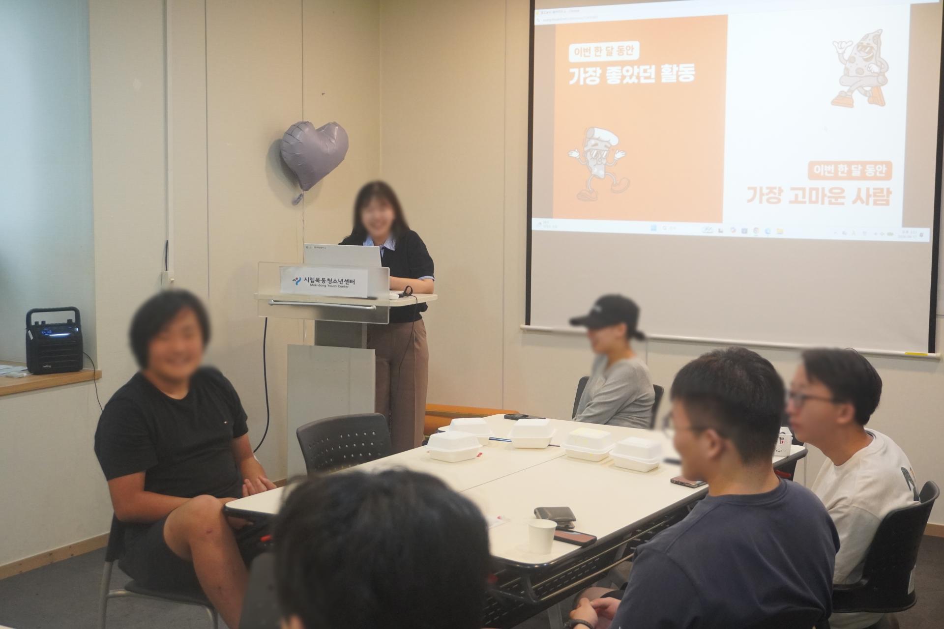 fc8e483d3d8bd.jpg