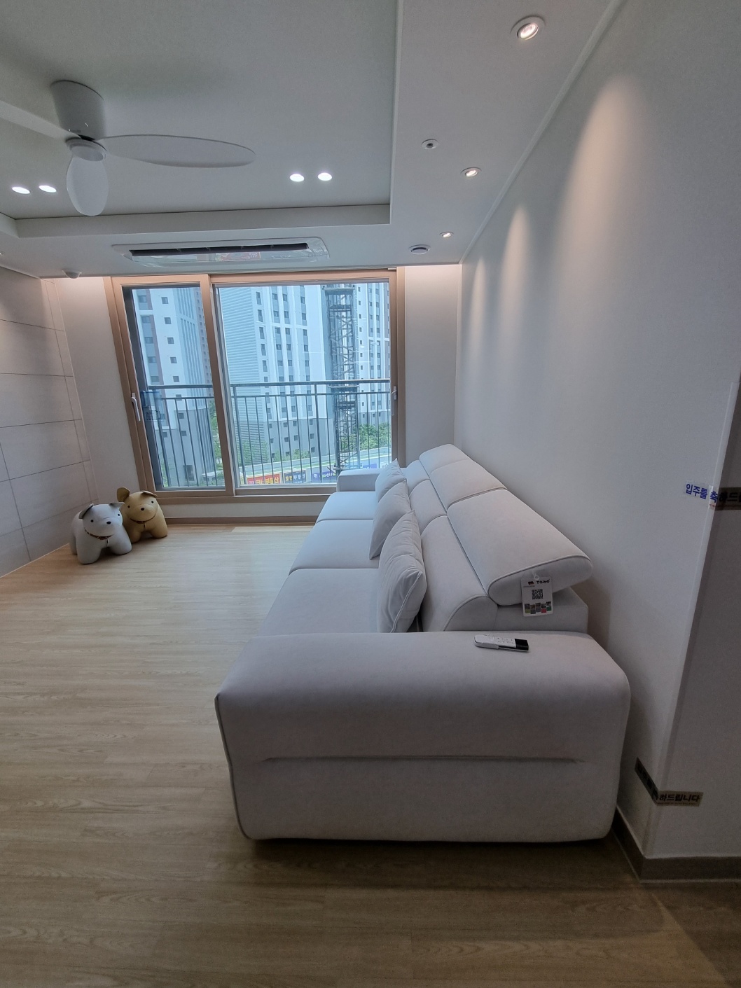 a45200c7808c1.jpg