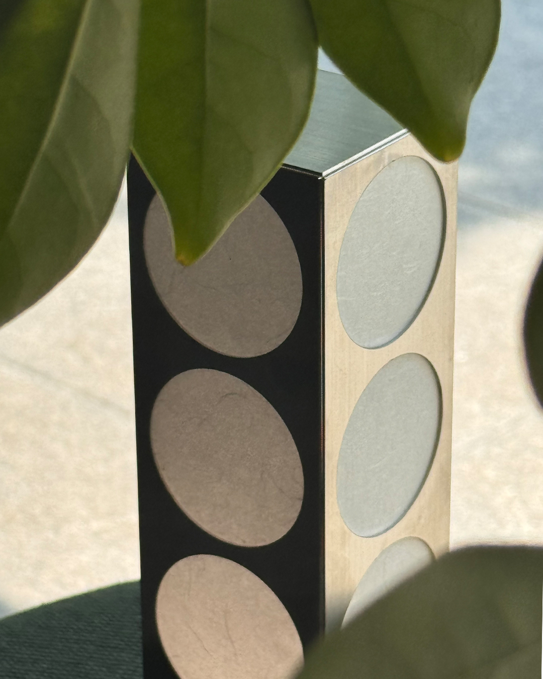 TOWER PORTABLE LAMP
