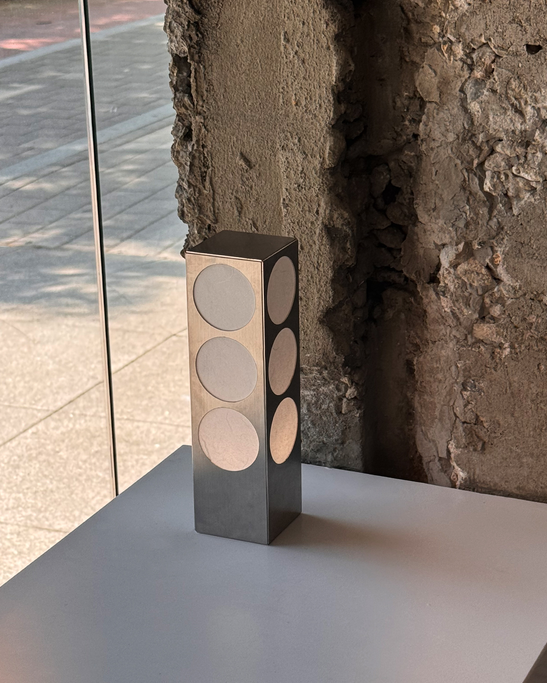 TOWER PORTABLE LAMP