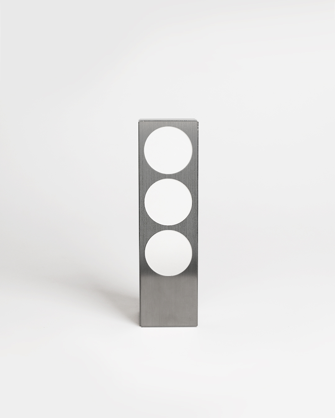 TOWER PORTABLE LAMP