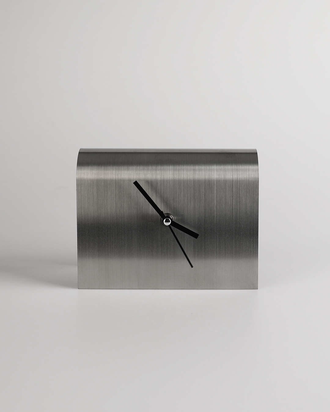 COTTAGE CLOCK
