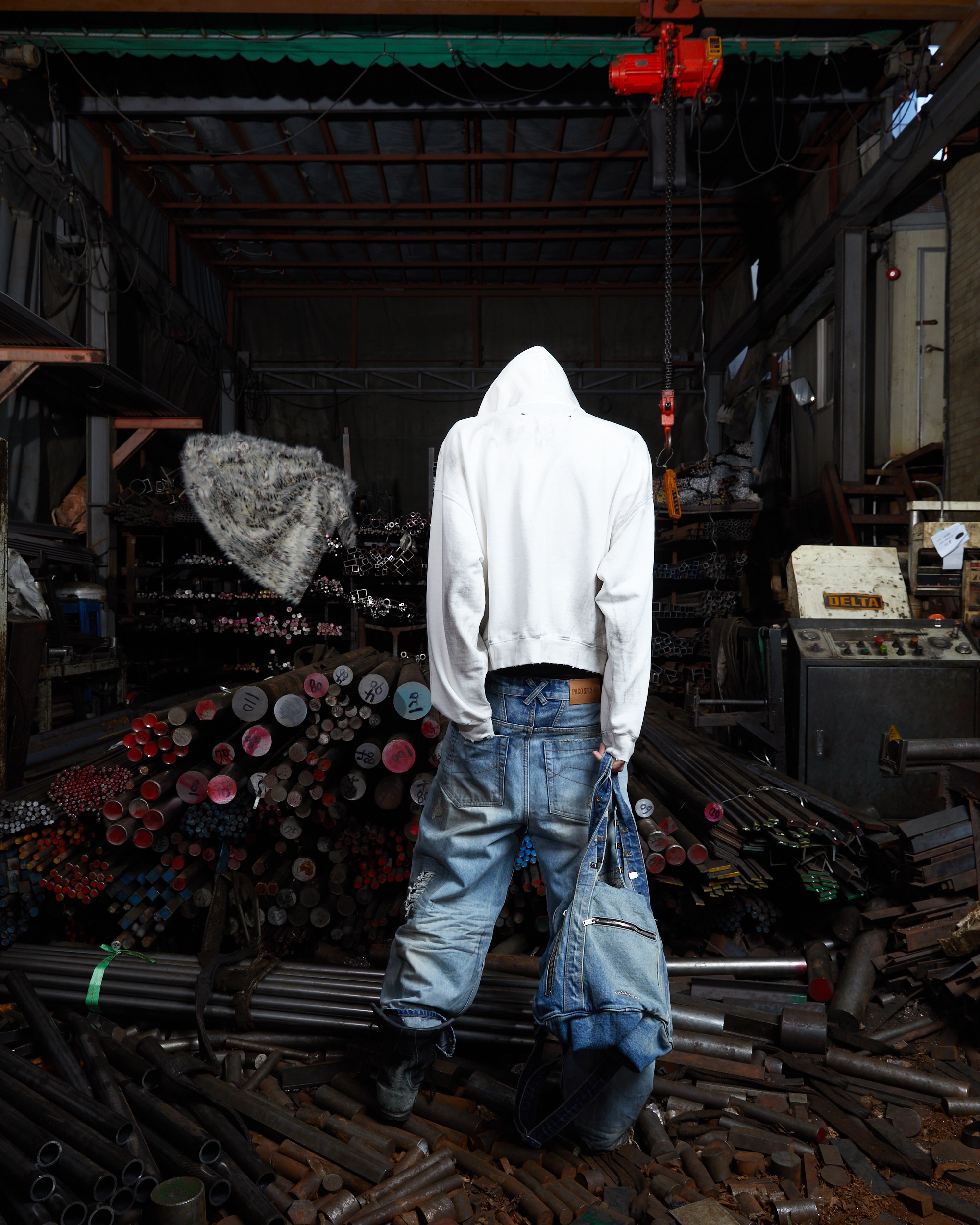 DIRTY FALLING ANGEL ZIP-UP HOODIE - DIRTY WHITE : PACOSPLY